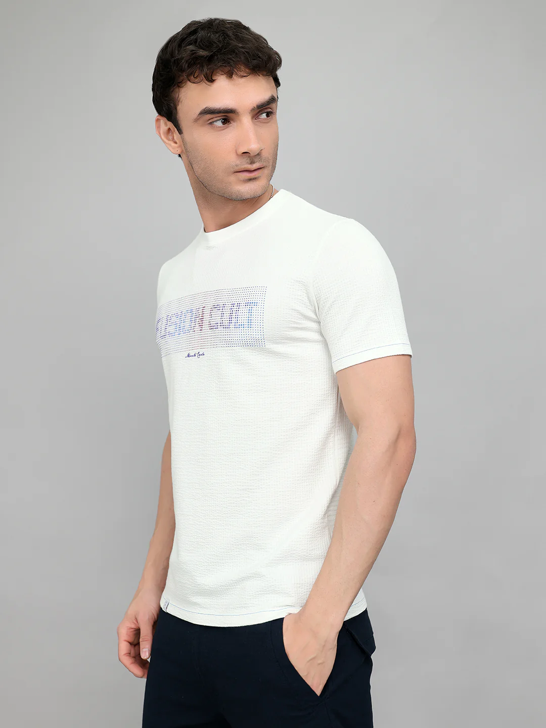 Men White Printed Round Neck Half Sleeve T-Shirt - Image 2