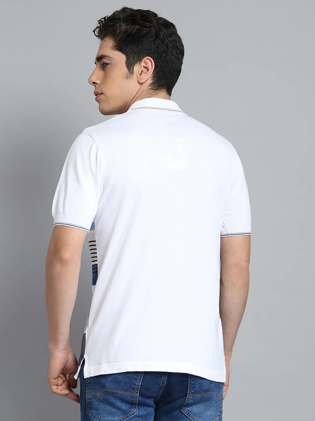 Men White Self Design Collar Half Sleeve T-Shirt - Image 5