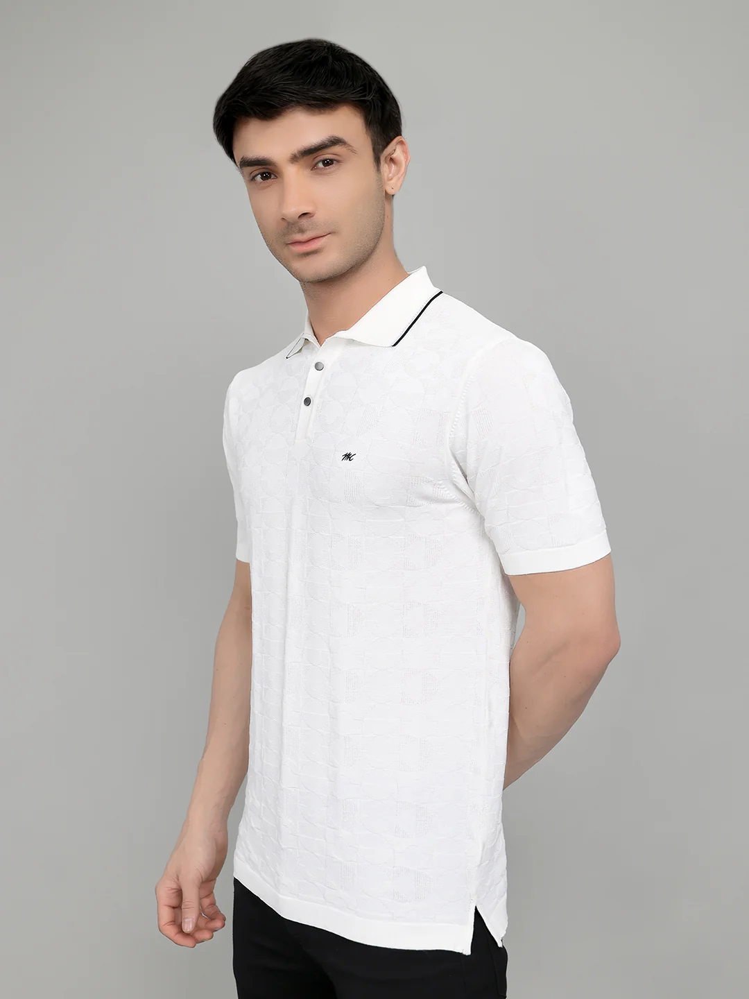 Men White Self Design Collar Half Sleeve T-Shirt - Image 2