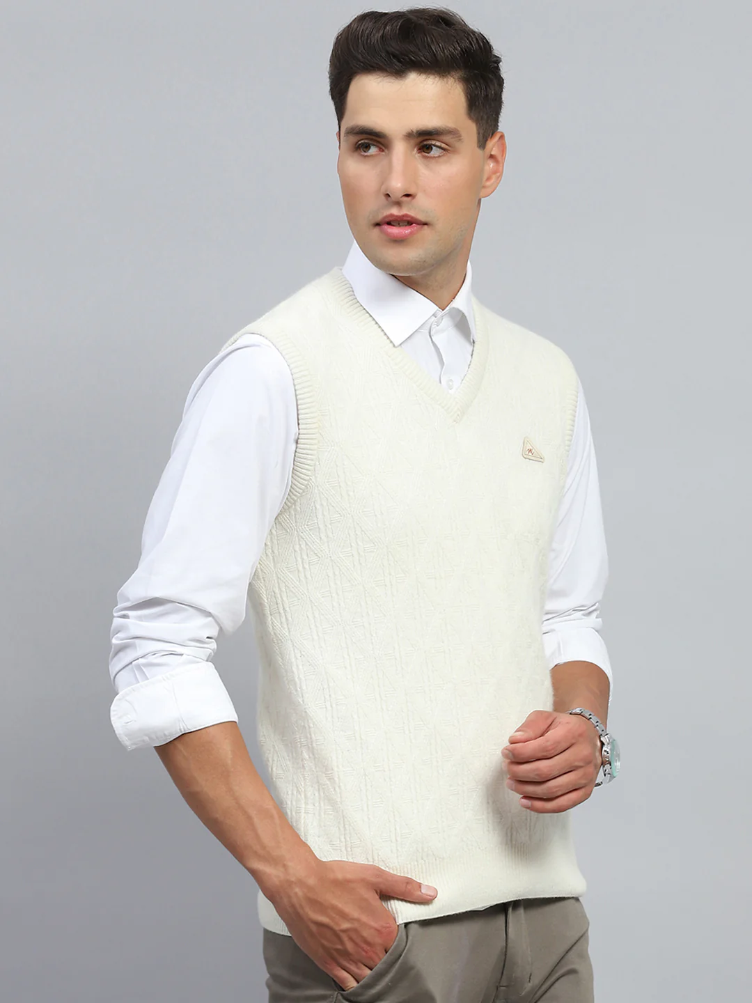 Men White Self Design V Neck Sleeveless Sweater - Image 4