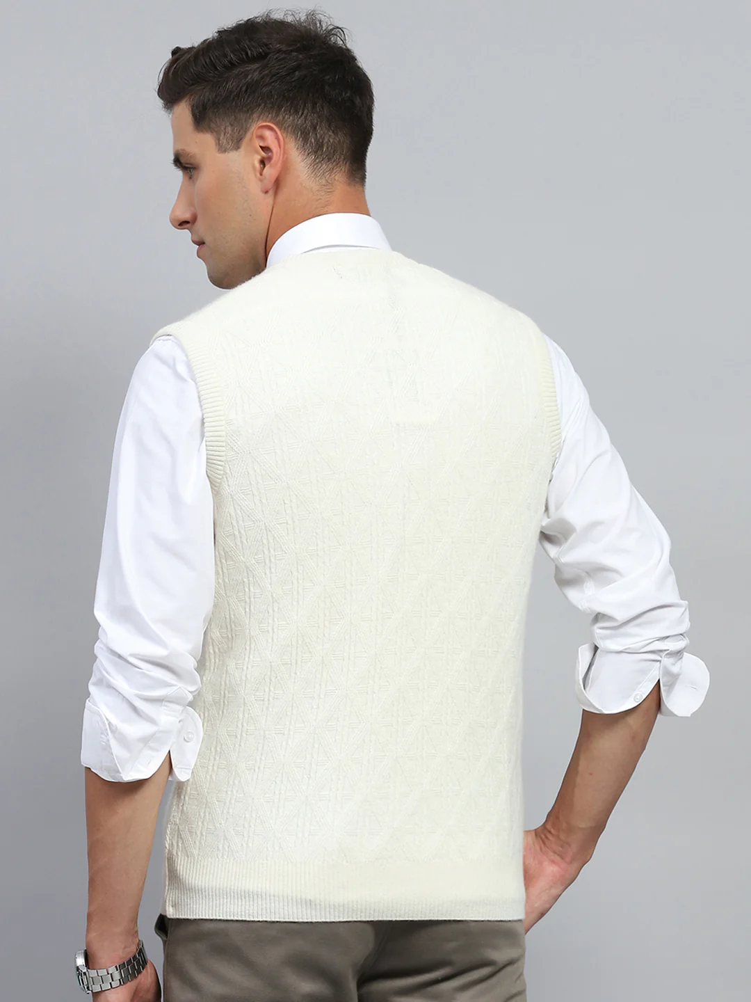 Men White Self Design V Neck Sleeveless Sweater - Image 5