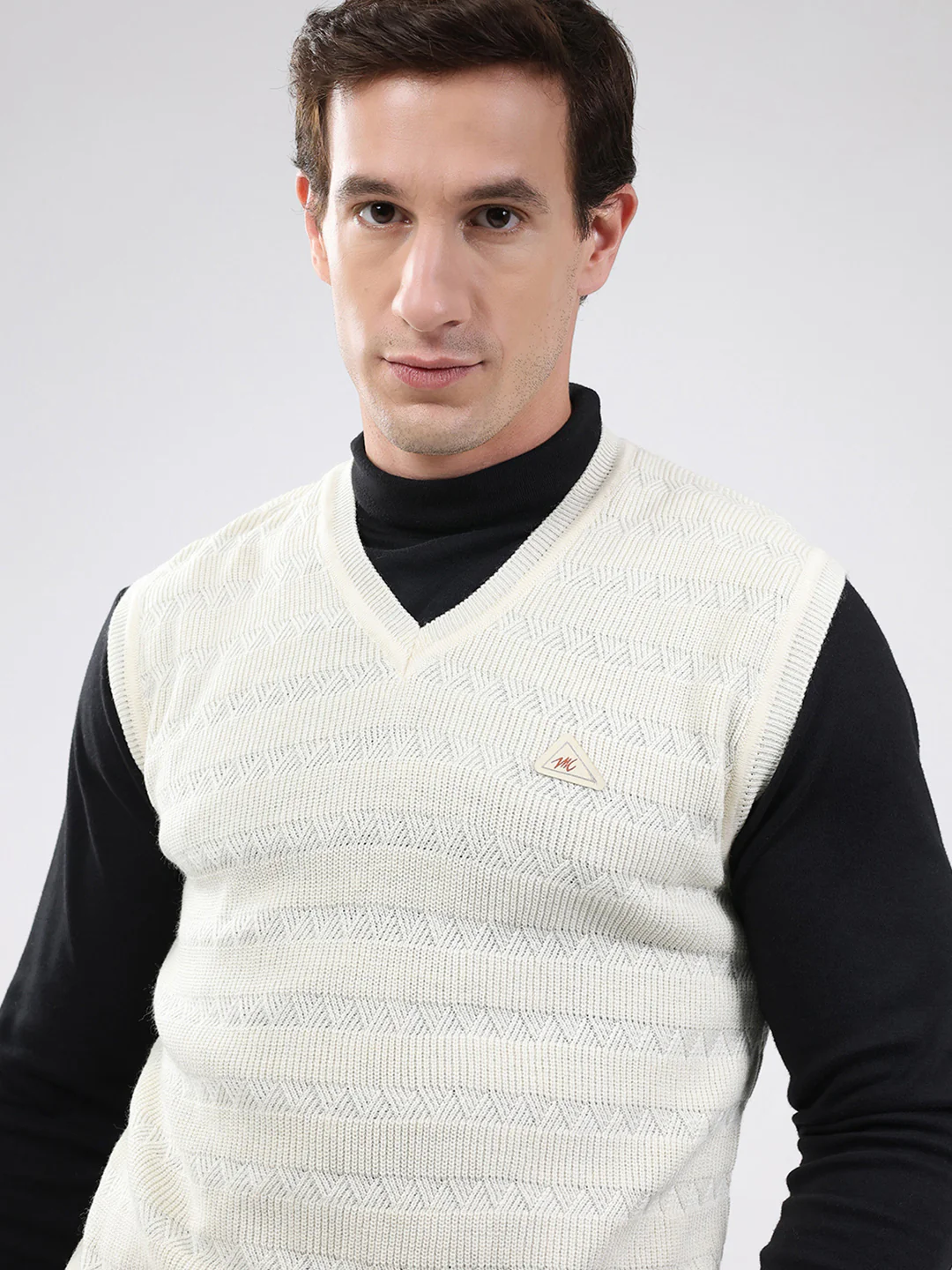 Men White Self Design V Neck Sleeveless Sweater - Image 7