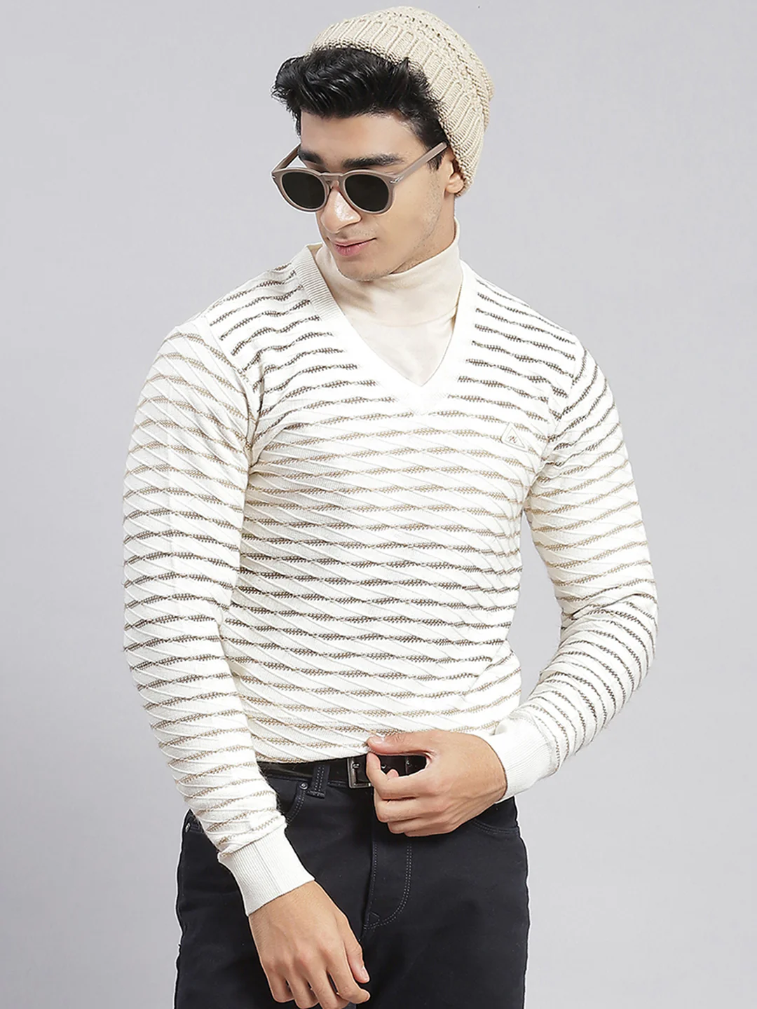 Men White Self Design V Neck Full Sleeve Sweaters/Pullovers - Image 2