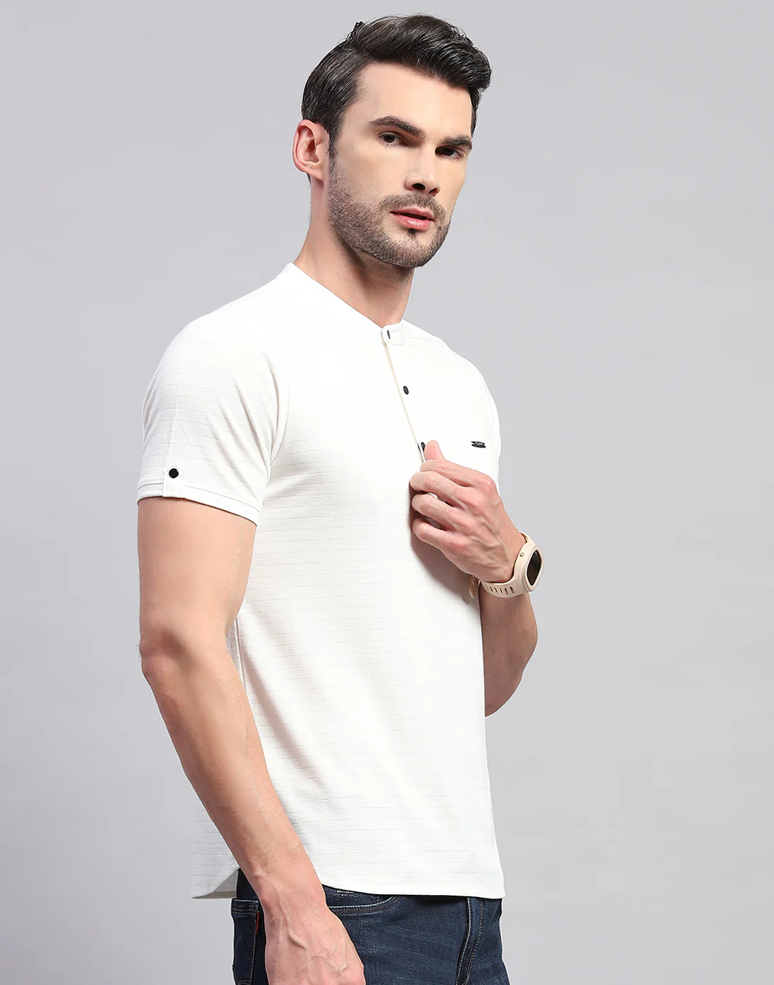 Men White Solid Band Collar Half Sleeve T-Shirt - Image 4