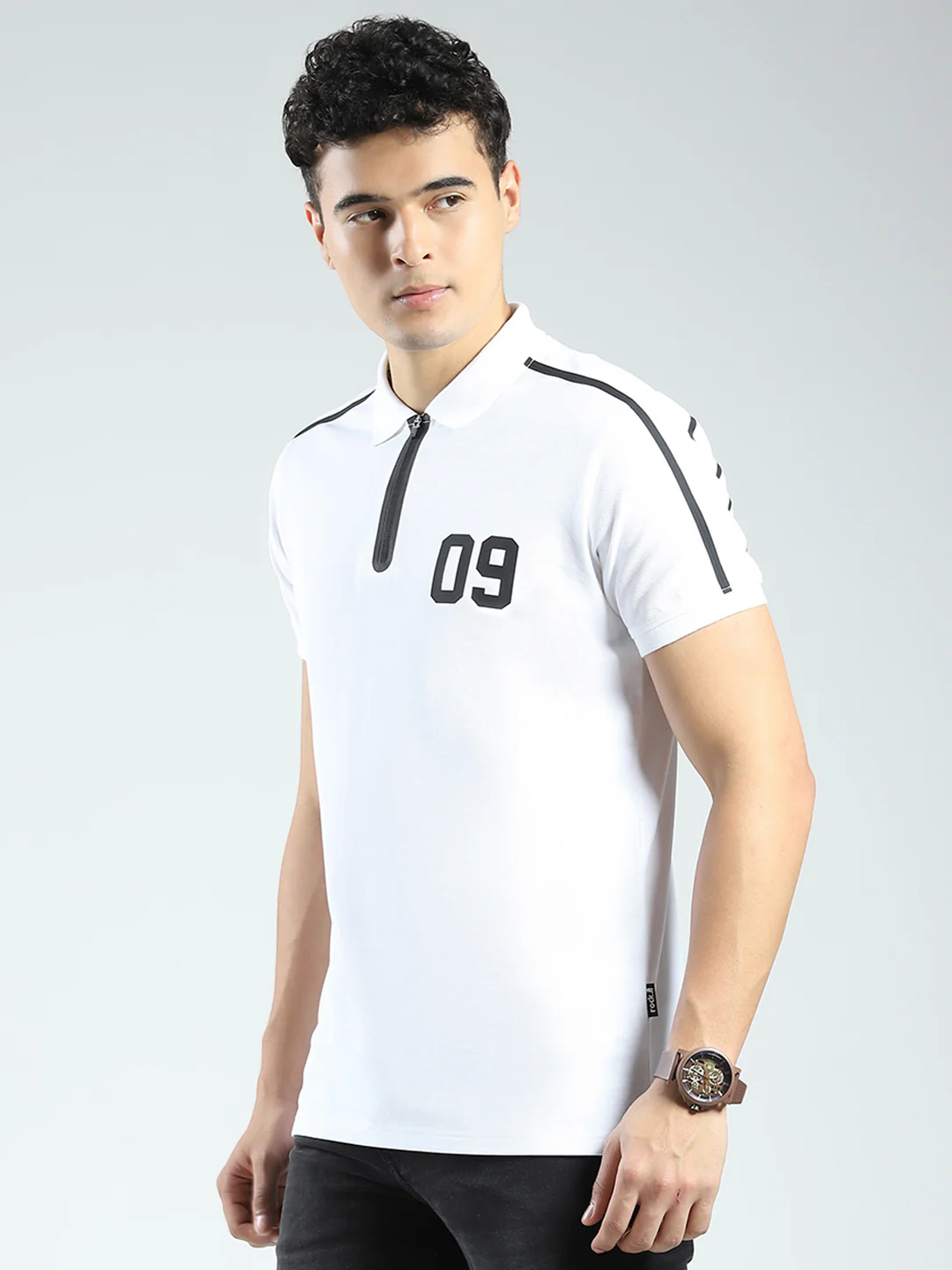 Rock.it Men White Solid Collar Half Sleeve T-Shirt - Image 3