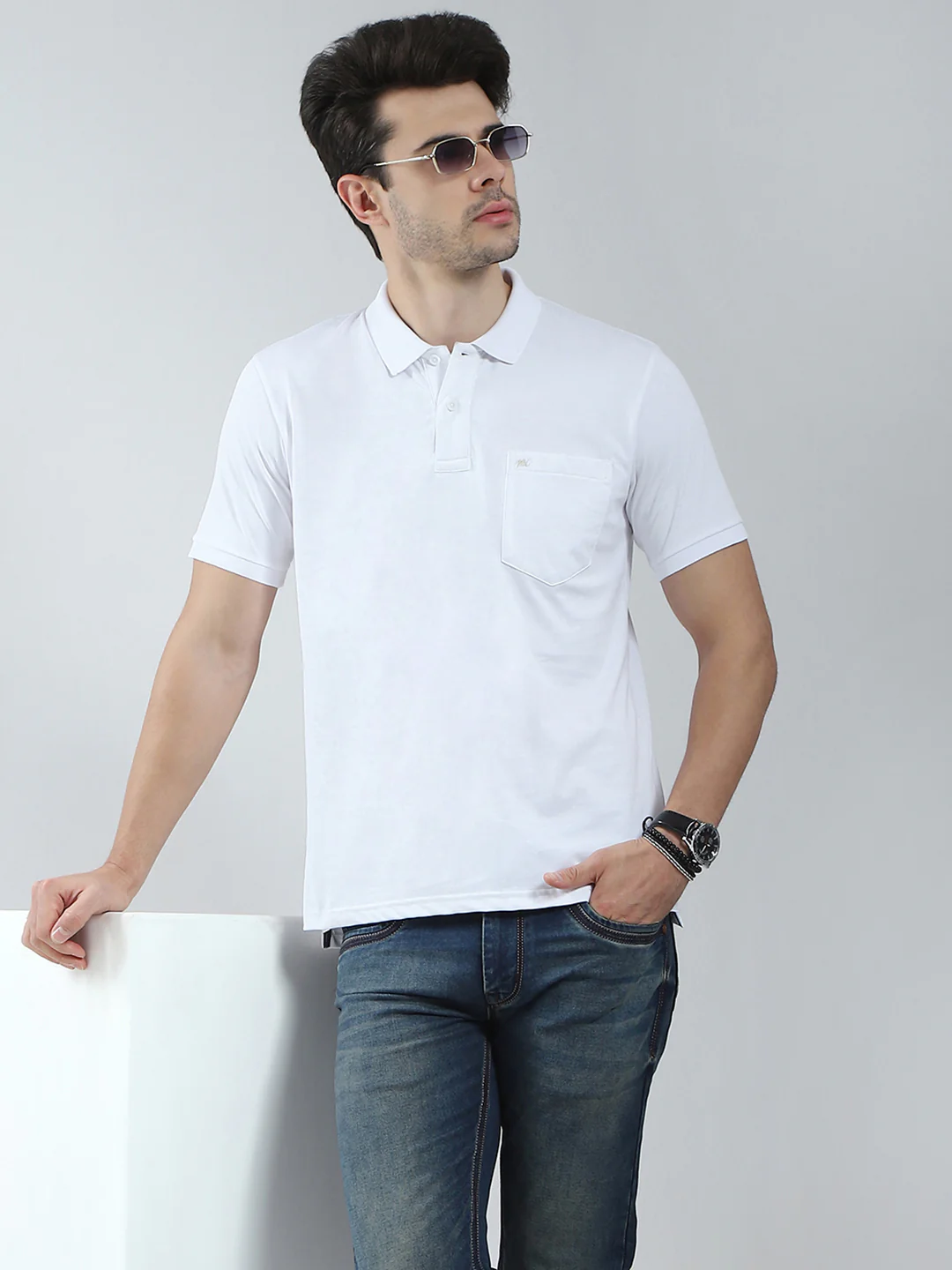 Men White Solid Collar Half Sleeve T-Shirt - Image 6
