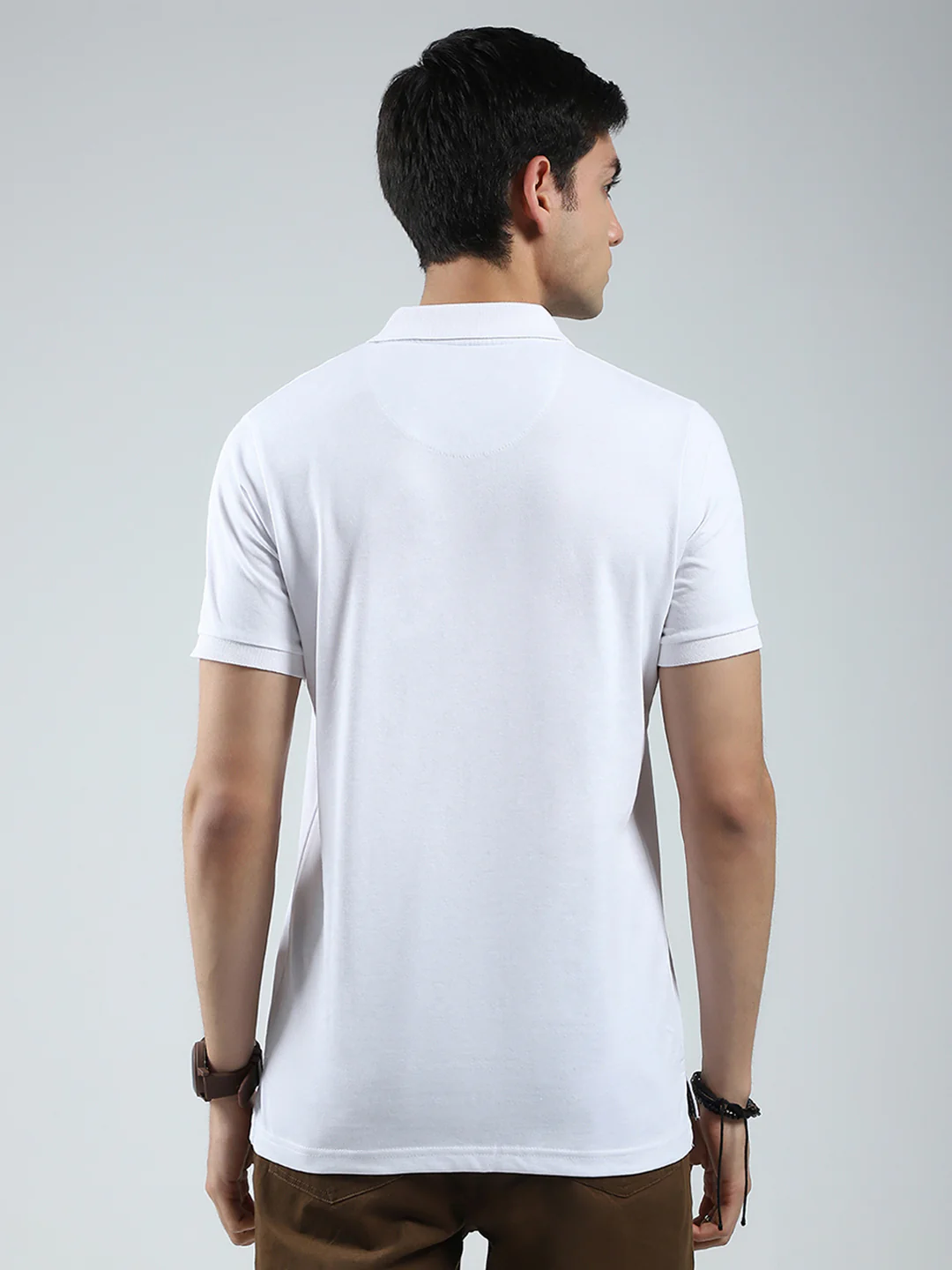 Men White Solid Collar Half Sleeve T-Shirt - Image 5