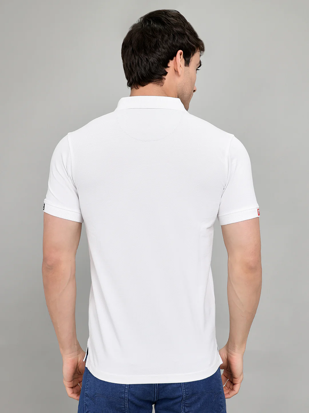 Men White Solid Collar Half Sleeve T-Shirt - Image 5