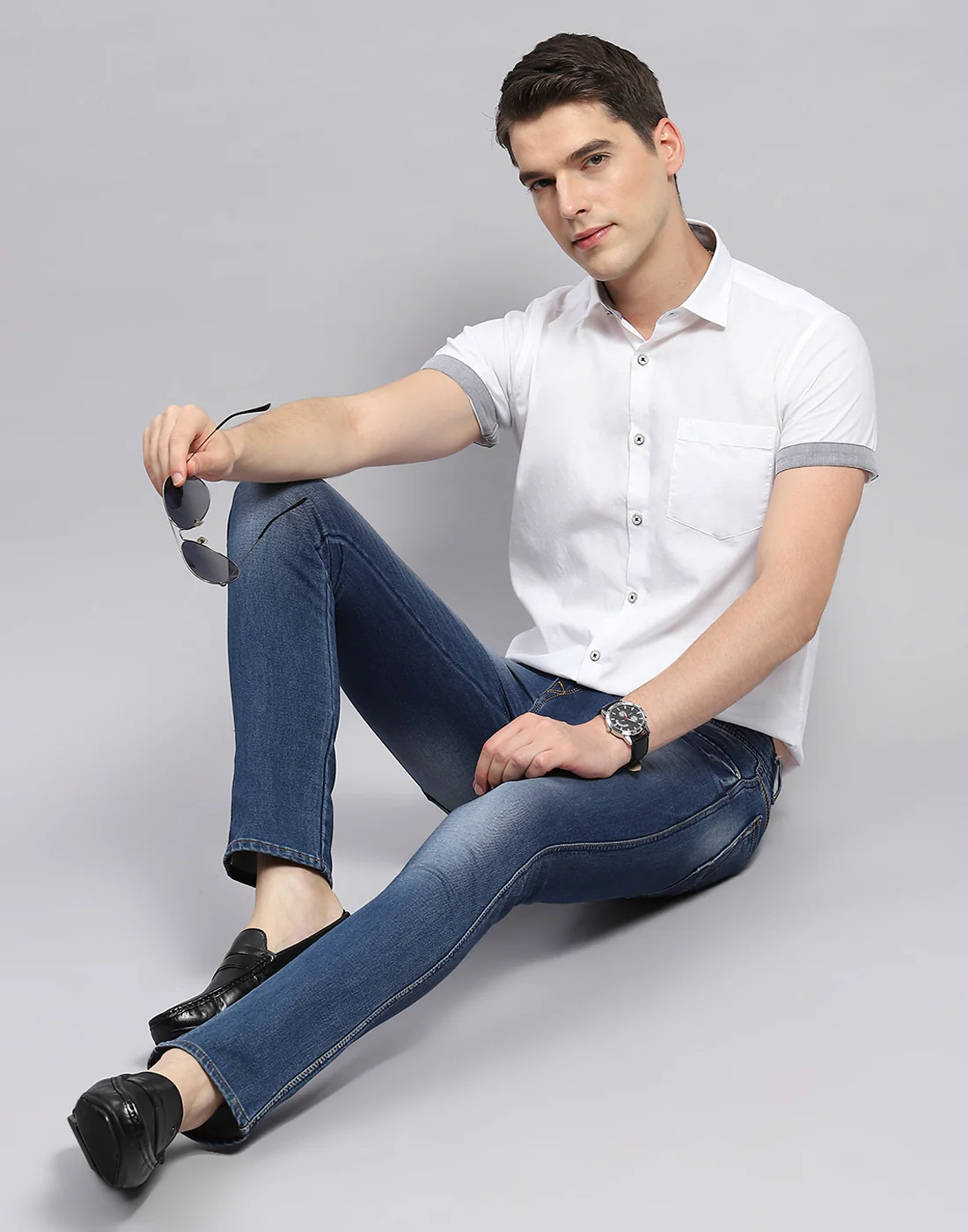 Men White Solid Collar Neck Half Sleeve Shirt - Image 2