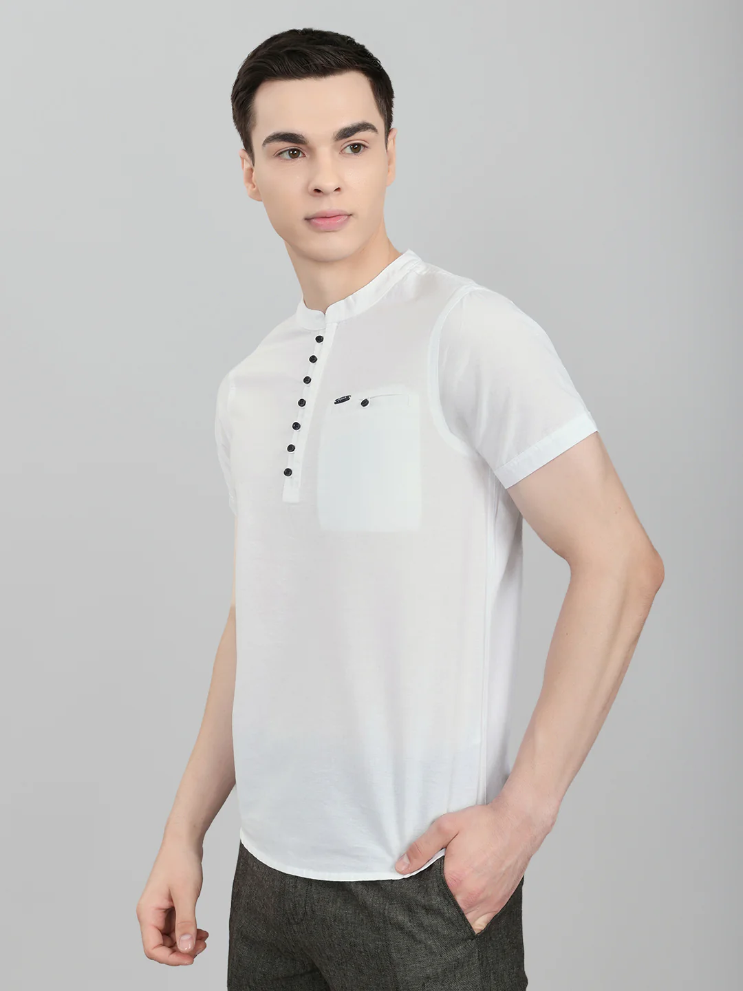 Men White Solid Henley Neck Half Sleeve Kurta - Image 2