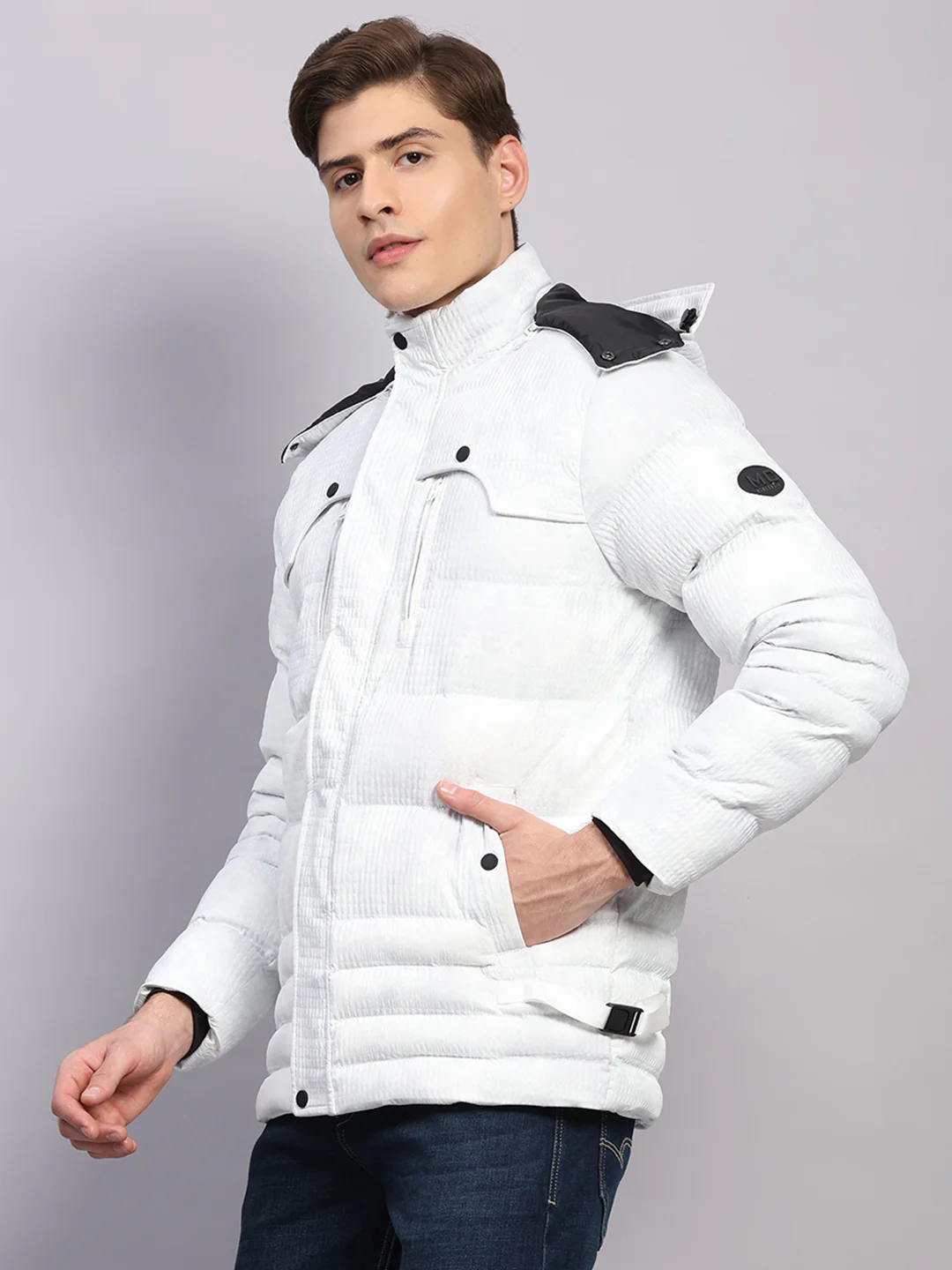Men White Solid Hooded Full Sleeve Jacket - Image 3
