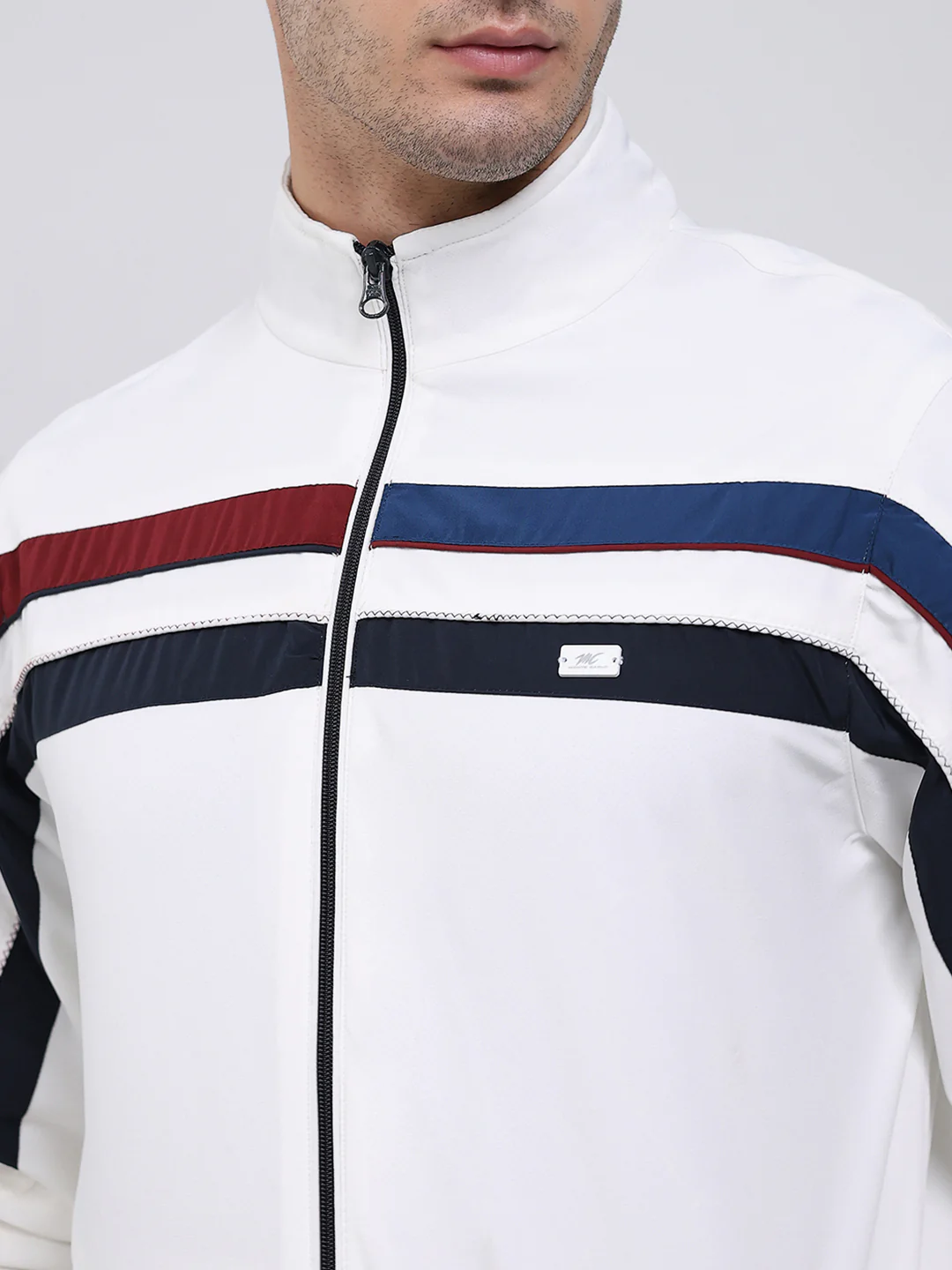 Men White Solid Mock Neck Full Sleeve Winter Tracksuit - Image 7