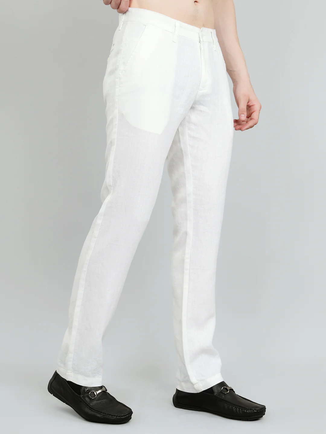 Men White Solid Regular Fit Trouser - Image 4