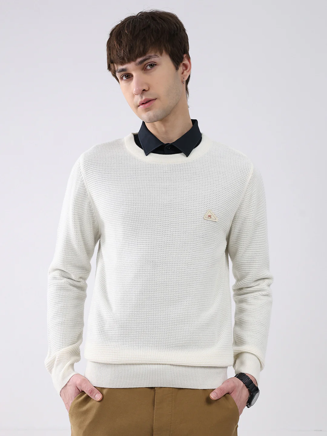 Men White Solid Round Neck Full Sleeve Pullover