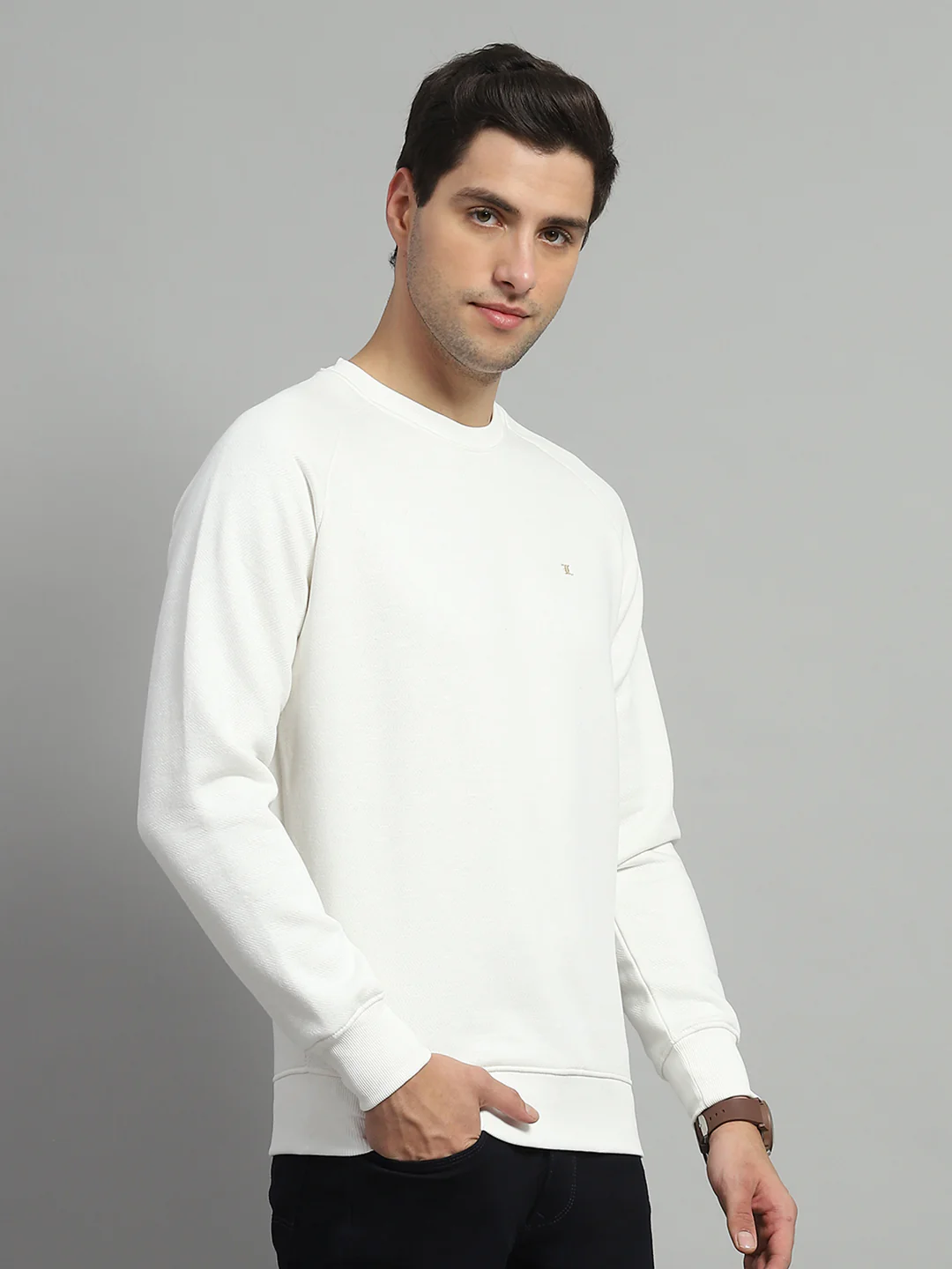 Men White Solid Round Neck Full Sleeve Sweatshirt - Image 4