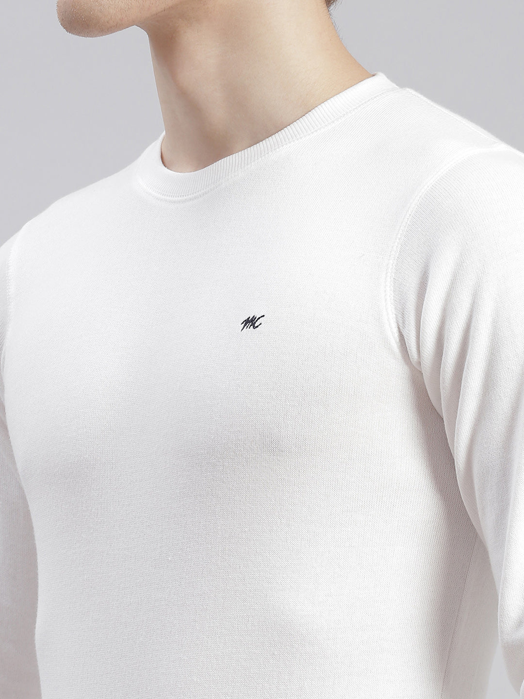Men White Solid Round Neck Full Sleeve T-Shirts - Image 6