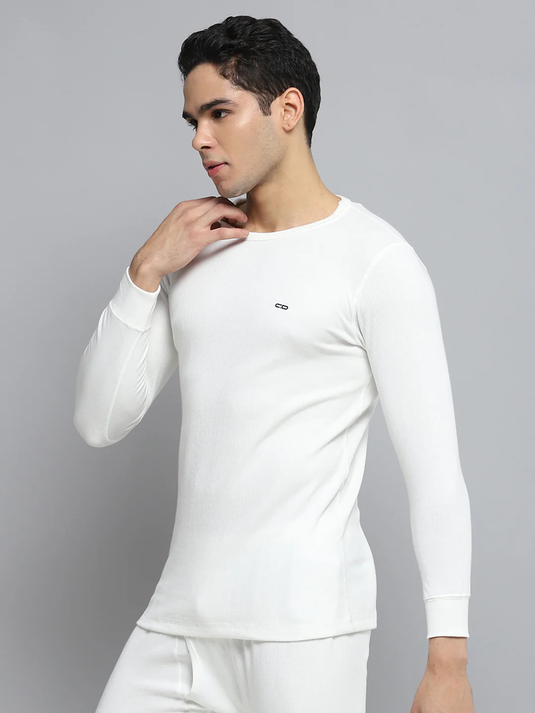 Men White Solid Round Neck Full Sleeve Thermal Vest - Image 3
