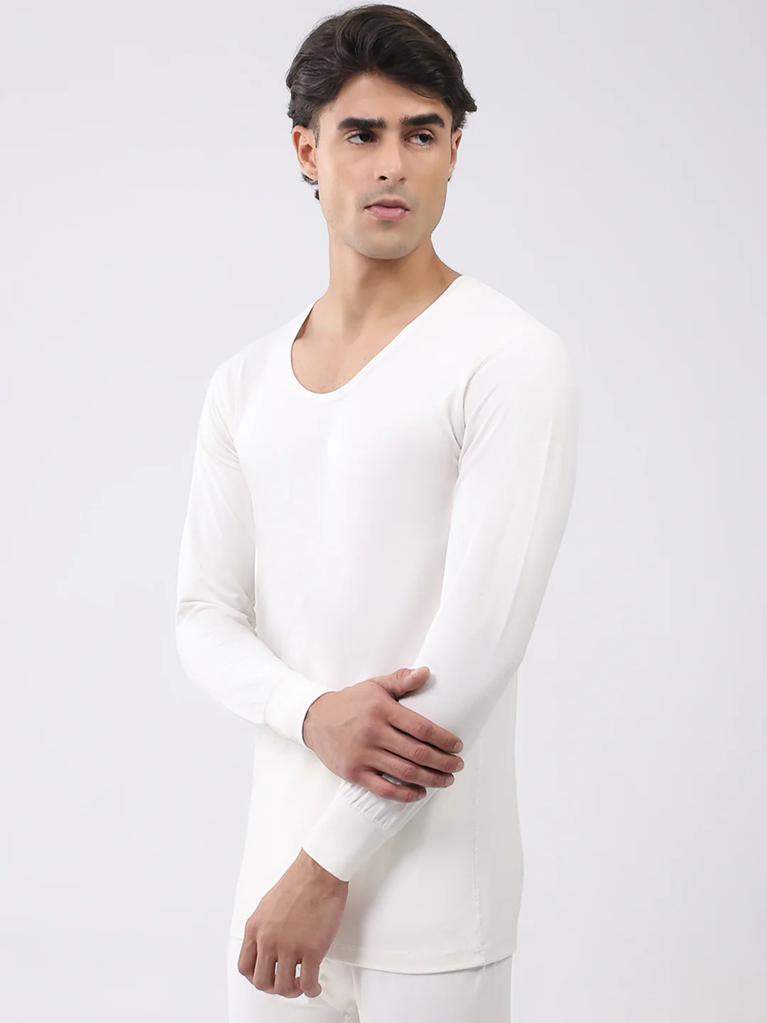 Men White Solid Round Neck Full Sleeve Thermal Vest - Image 3