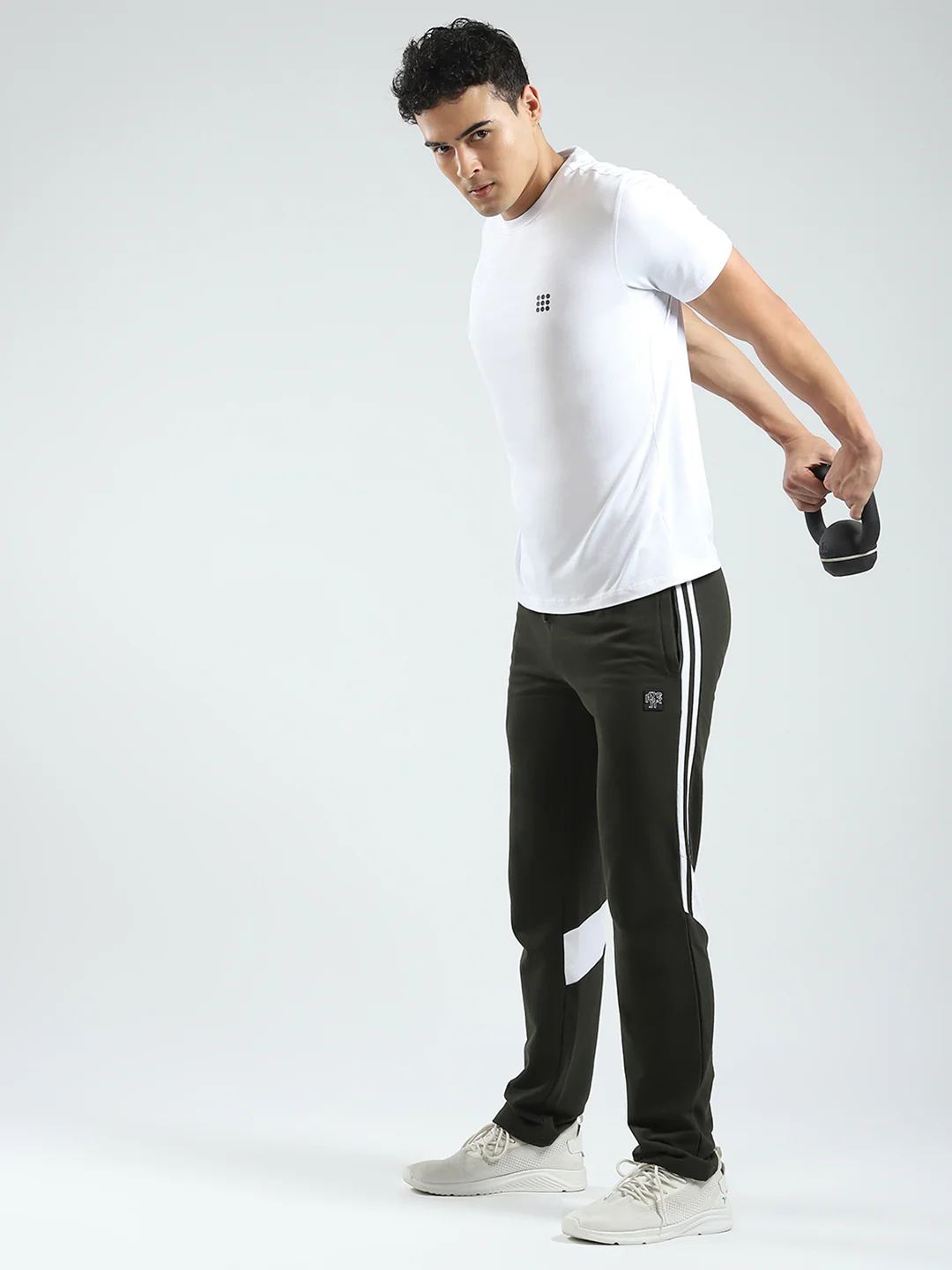 Rock.it Men White Solid Round Neck Half Sleeve T-Shirt - Image 2
