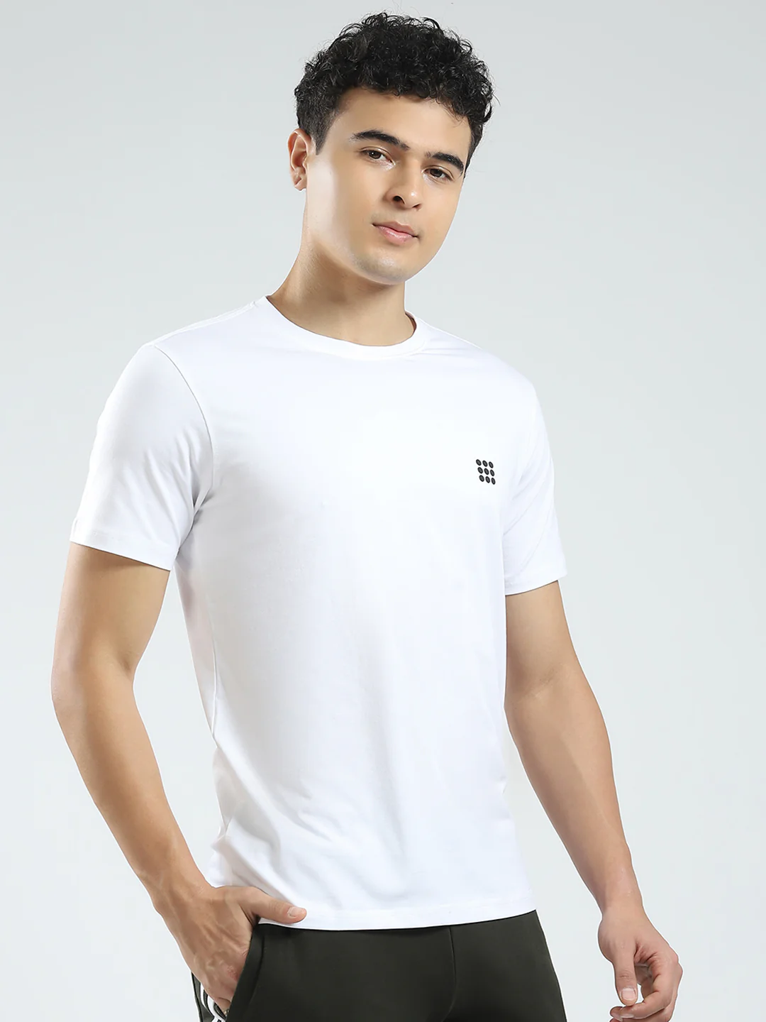 Rock.it Men White Solid Round Neck Half Sleeve T-Shirt - Image 4