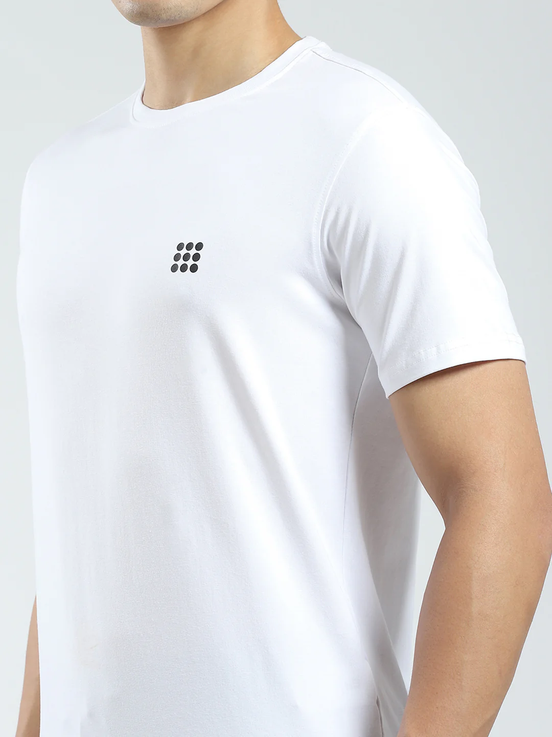 Rock.it Men White Solid Round Neck Half Sleeve T-Shirt - Image 6