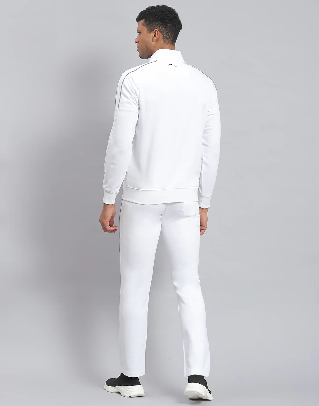 Rock.it Men White Solid Stand Collar Full Sleeve Tracksuit - Image 6