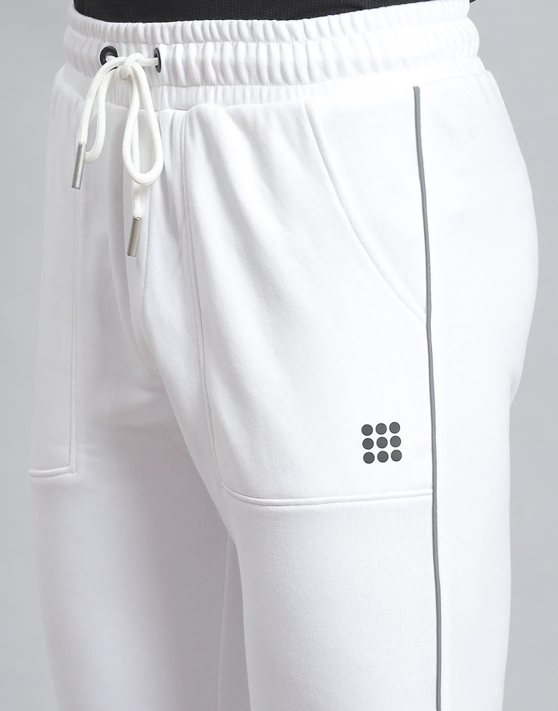 Rock.it Men White Solid Stand Collar Full Sleeve Tracksuit - Image 8