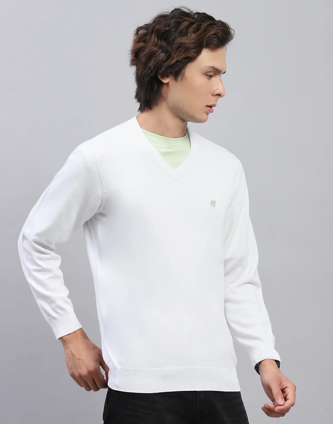 Men White Solid V Neck Full Sleeve Pullover - Image 4