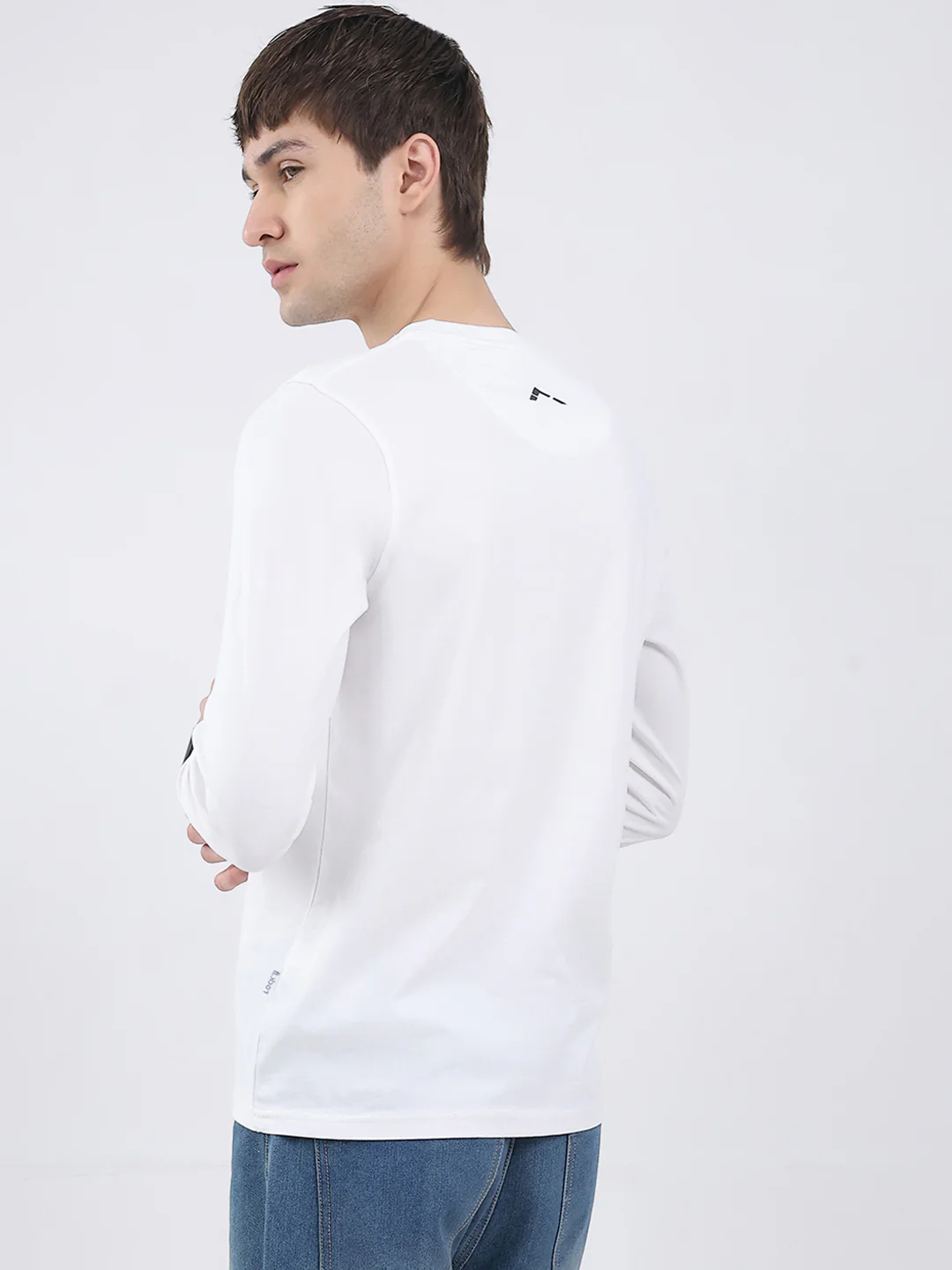 Rock.it Men White Solid Round Neck Full Sleeve Winter T-Shirt - Image 5
