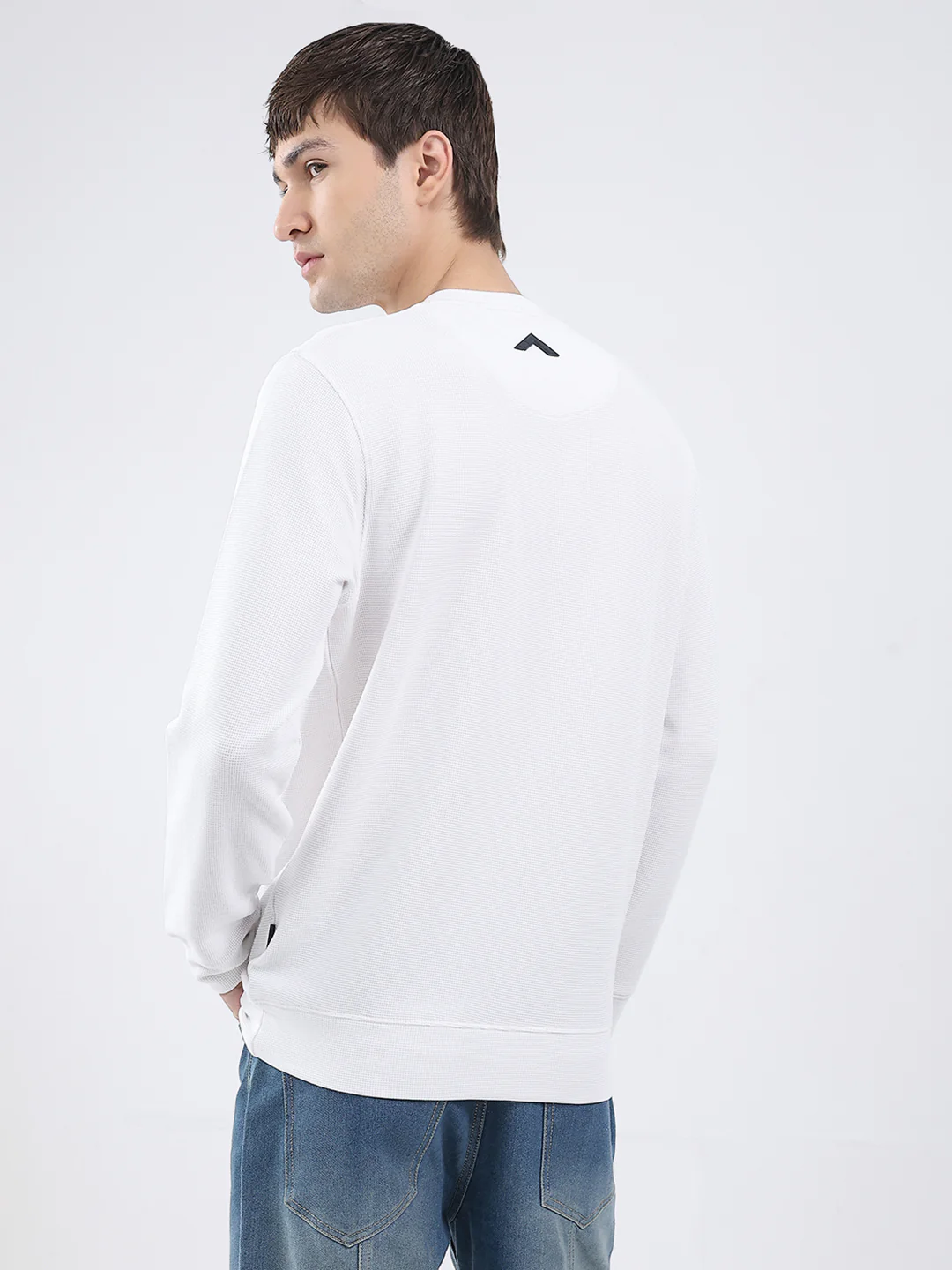 Rock.it Men White Solid Round Neck Full Sleeve Winter T-Shirt - Image 5