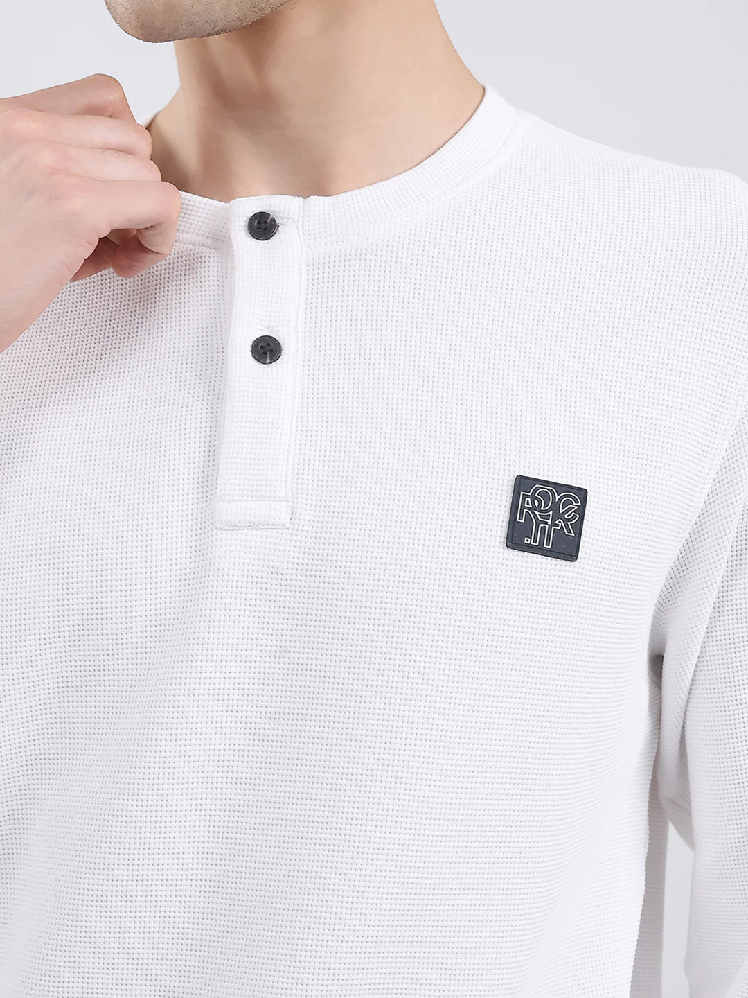 Rock.it Men White Solid Round Neck Full Sleeve Winter T-Shirt - Image 8
