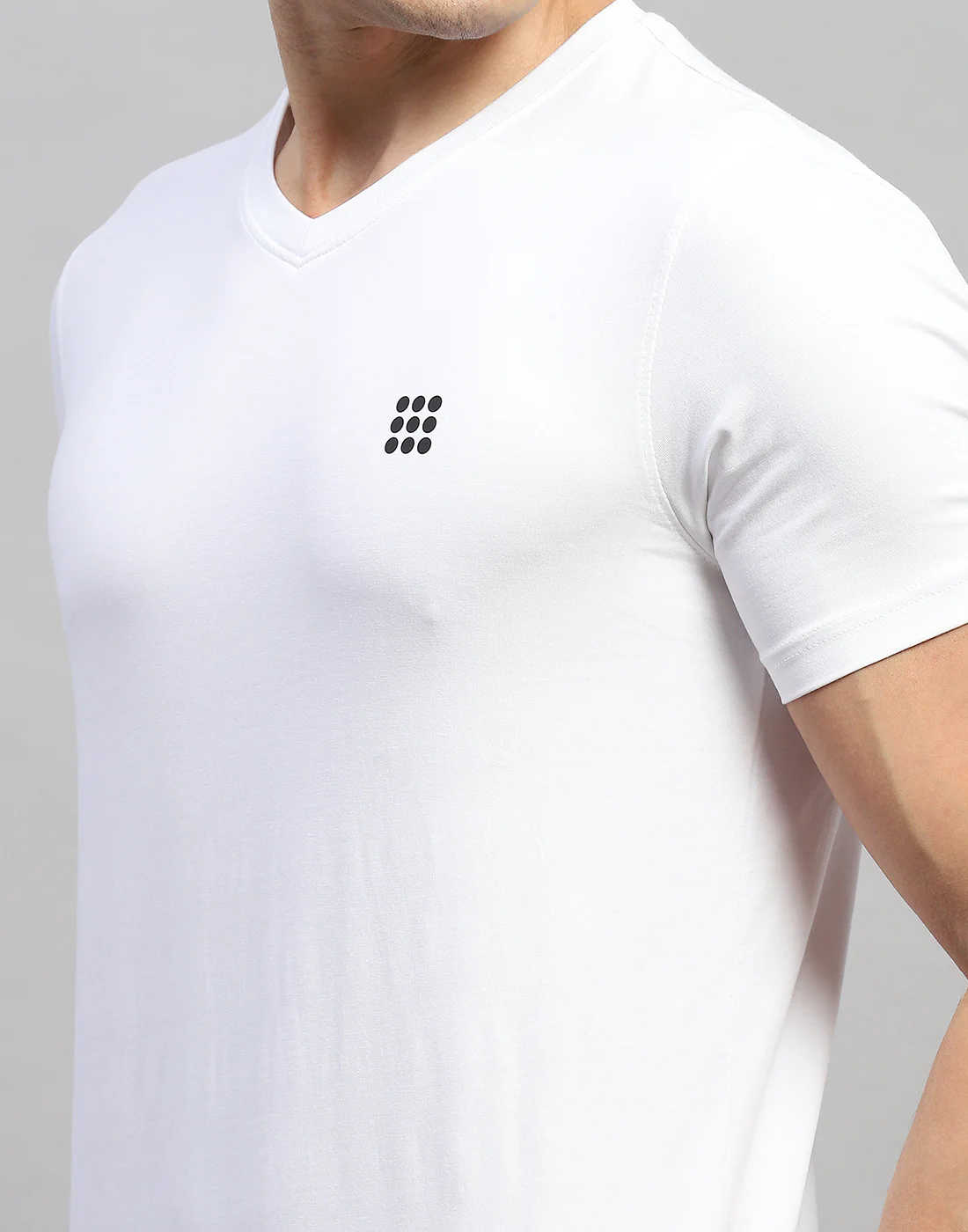 Rock.it Men White Solid V Neck Half Sleeve T-Shirt - Image 6