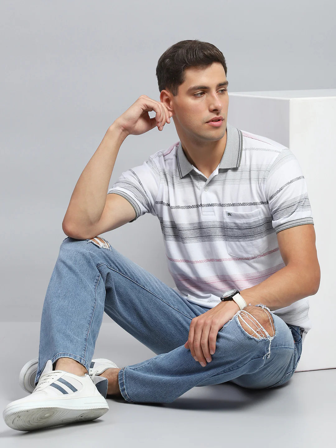 Men White Stripe Collar Half Sleeve T-Shirt - Image 2