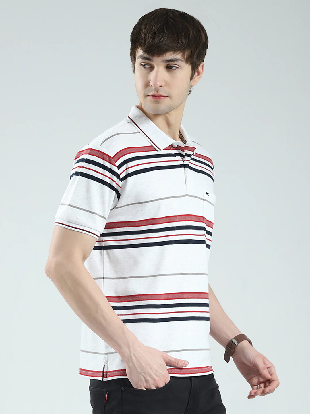 Men White Stripe Collar Half Sleeve T-Shirt - Image 4