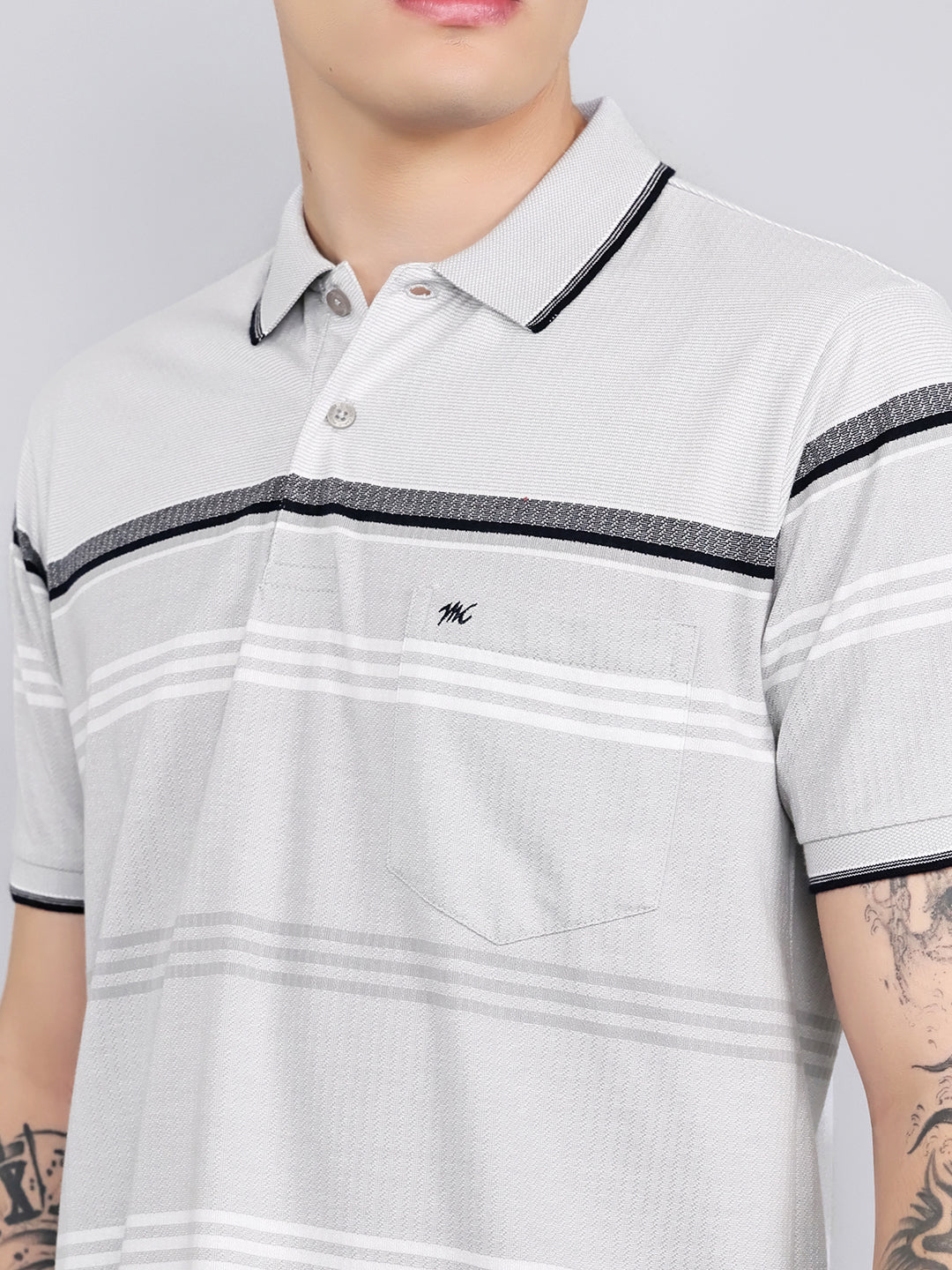Men White Stripe Collar Half Sleeve T-Shirt - Image 5