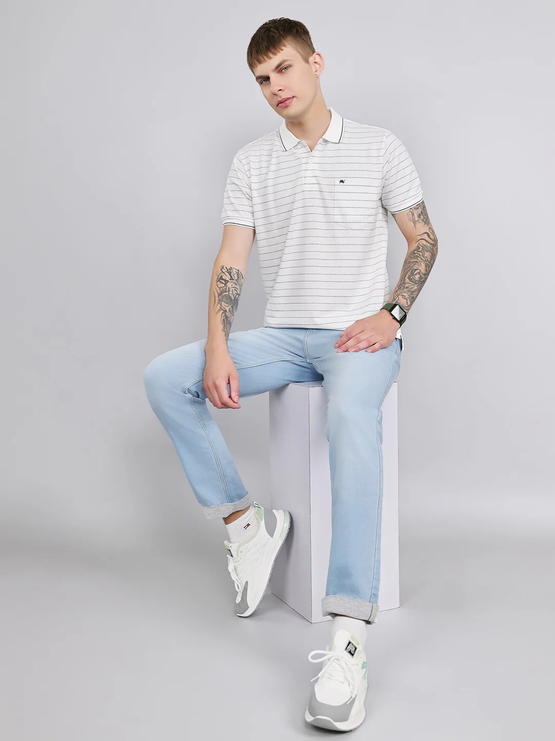 Men White Stripe Collar Half Sleeve T-Shirt - Image 6