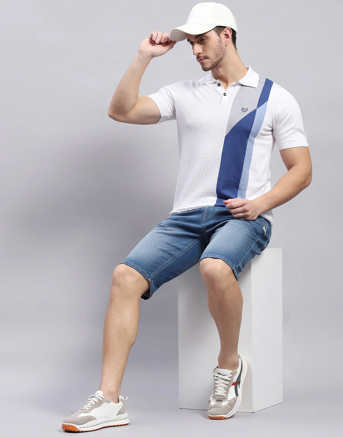 Men White Stripe Polo Collar Half Sleeve T-Shirt - Image 2