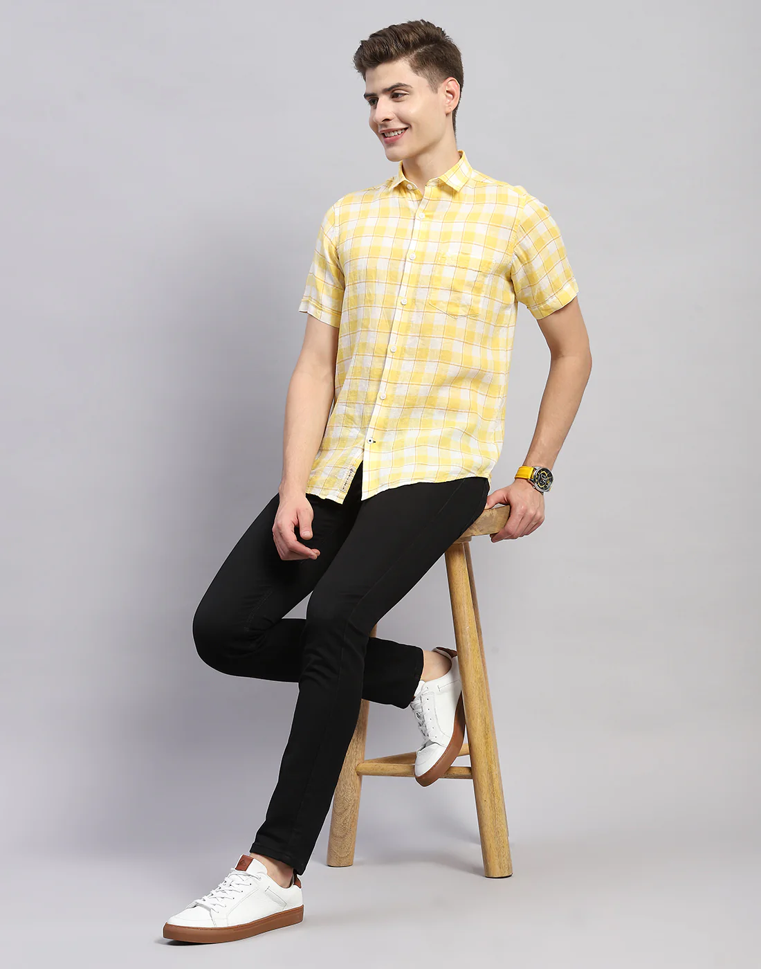 Men Yellow Check Collar Half Sleeve Linen Shirt - Image 2