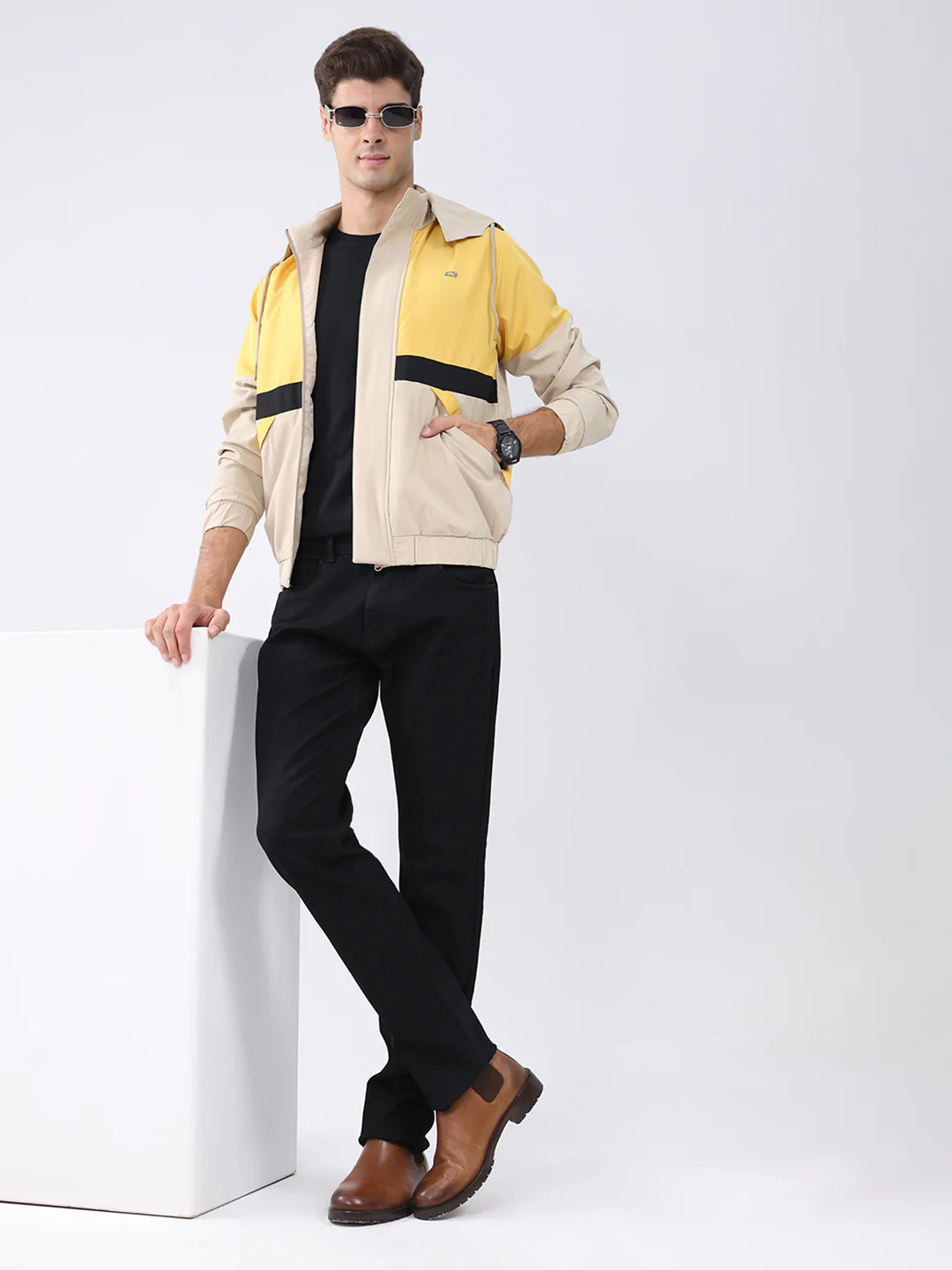 Men Yellow Colourblocked Hooded Full Sleeve Jacket - Image 2