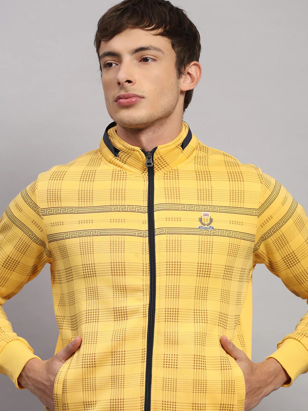 Men Yellow Printed Collar Full Sleeve Sweatshirt - Image 6