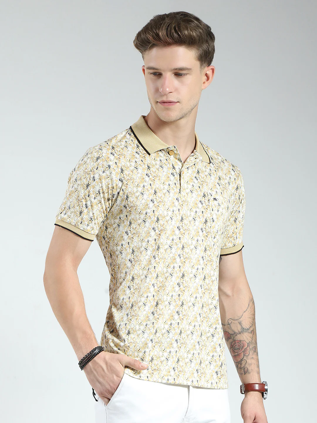 Men Yellow Printed Collar Half Sleeve T-Shirt - Image 4