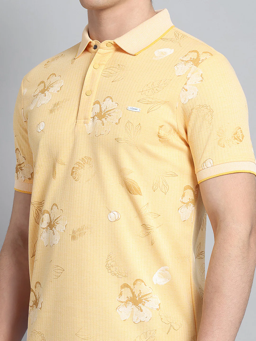 Men Yellow Printed Collar Half Sleeve T-Shirt - Image 6