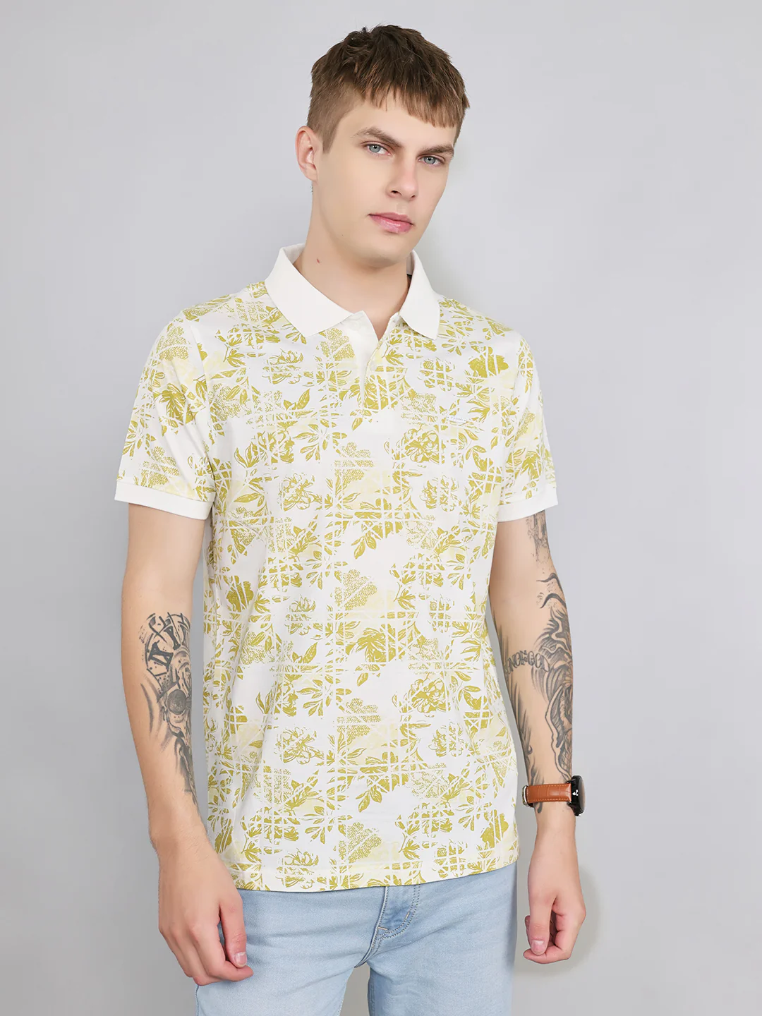 Men Yellow Printed Collar Half Sleeve T-Shirt - Image 2