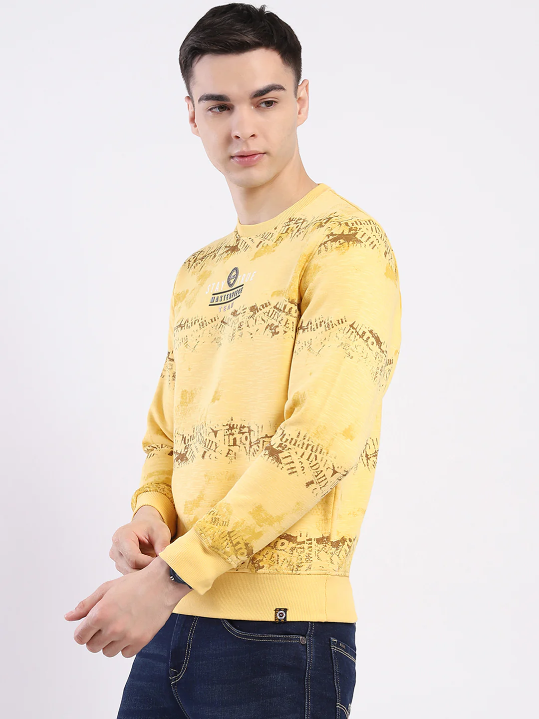 Men Yellow Printed Round Neck Full Sleeve Sweatshirt - Image 3