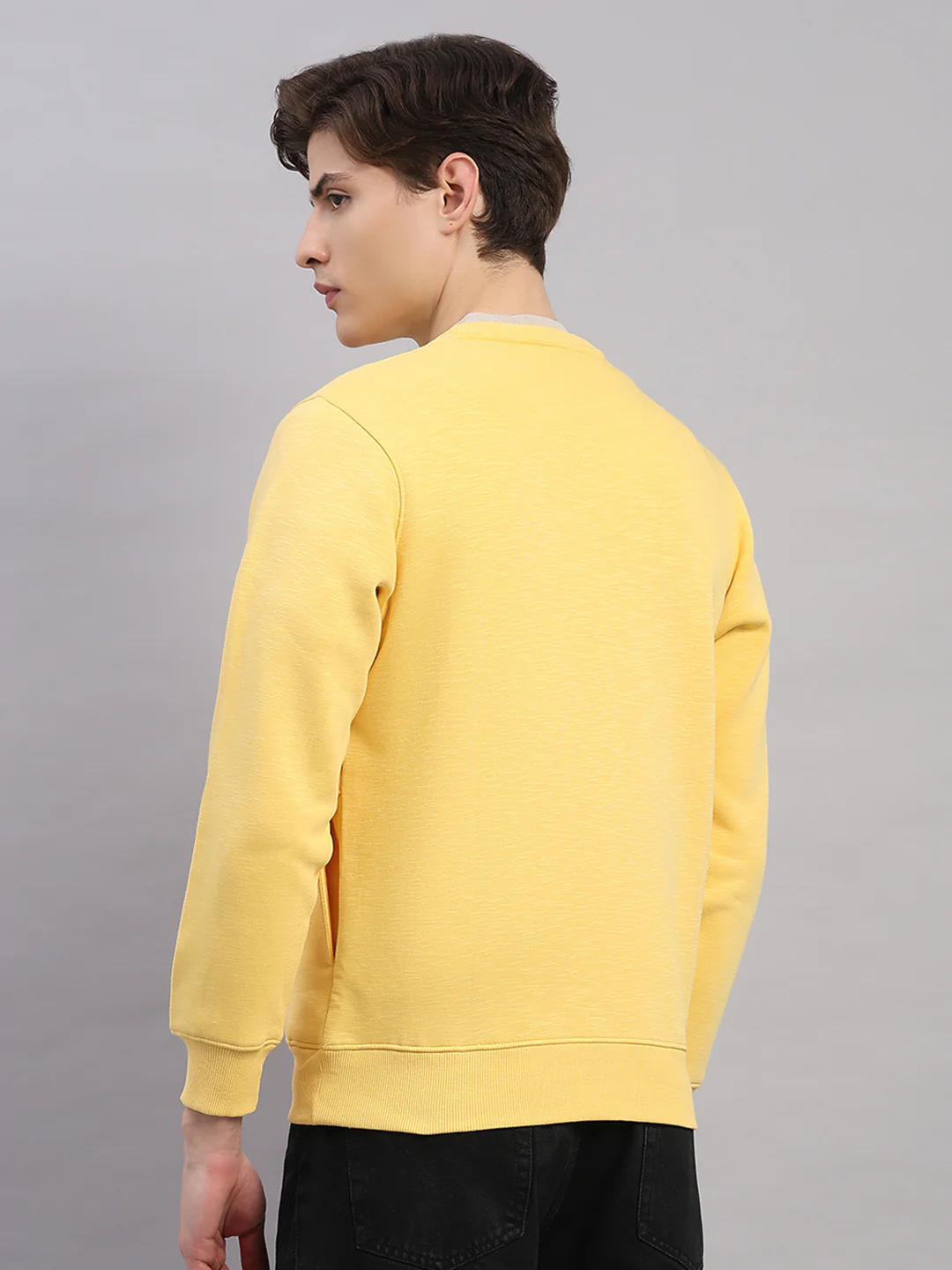 Men Yellow Printed Round Neck Full Sleeve Sweatshirt - Image 5