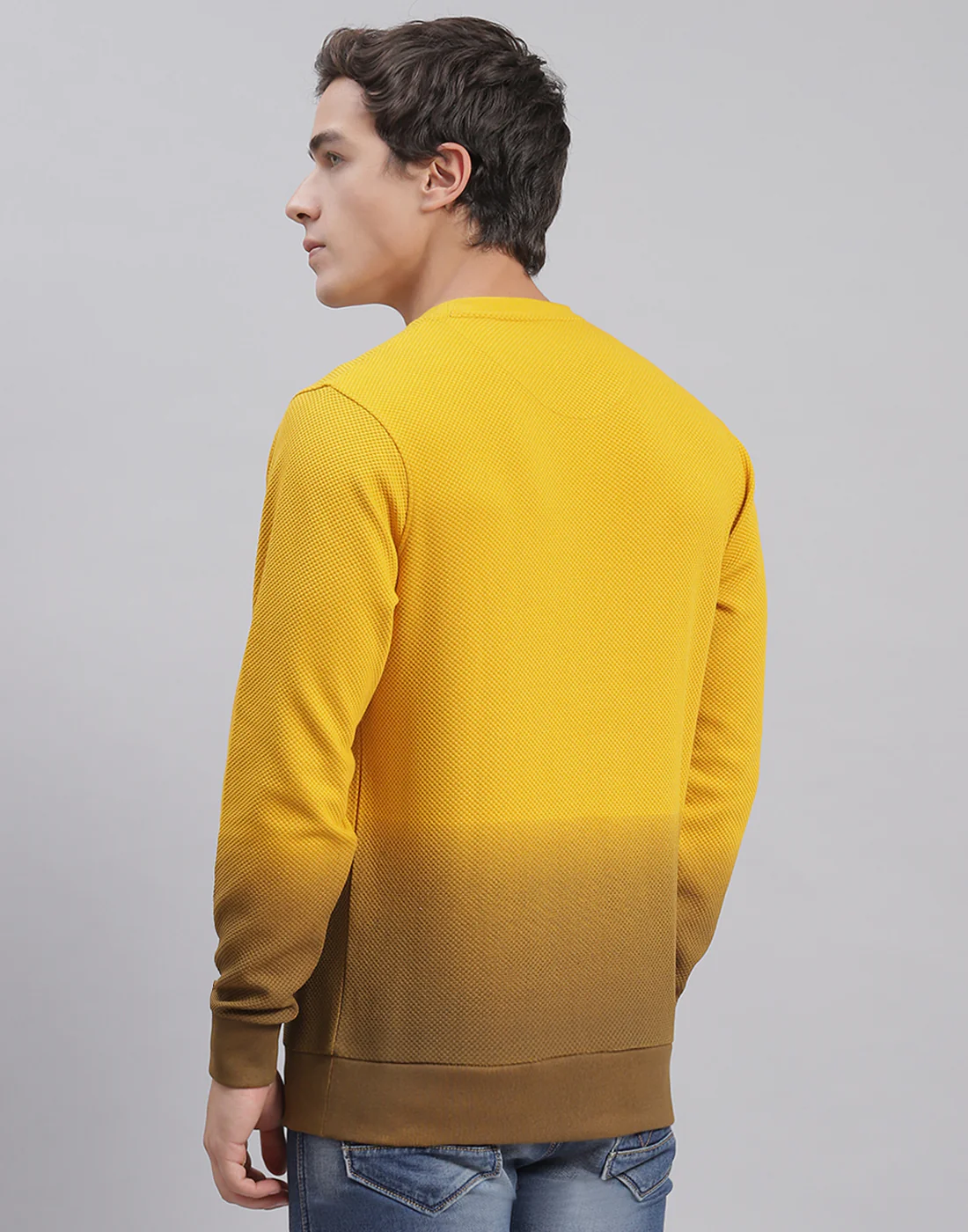 Men Yellow Printed Round Neck Full Sleeve Sweatshirts - Image 5