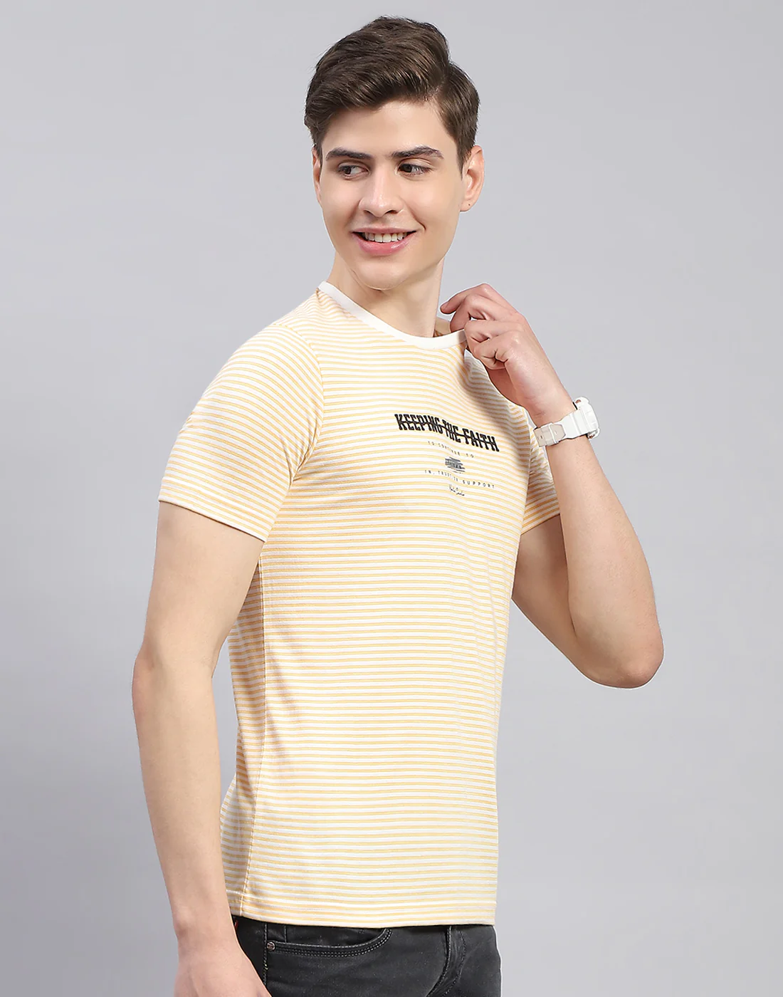 Men Yellow Printed Round Neck Half Sleeve T-Shirt - Image 4