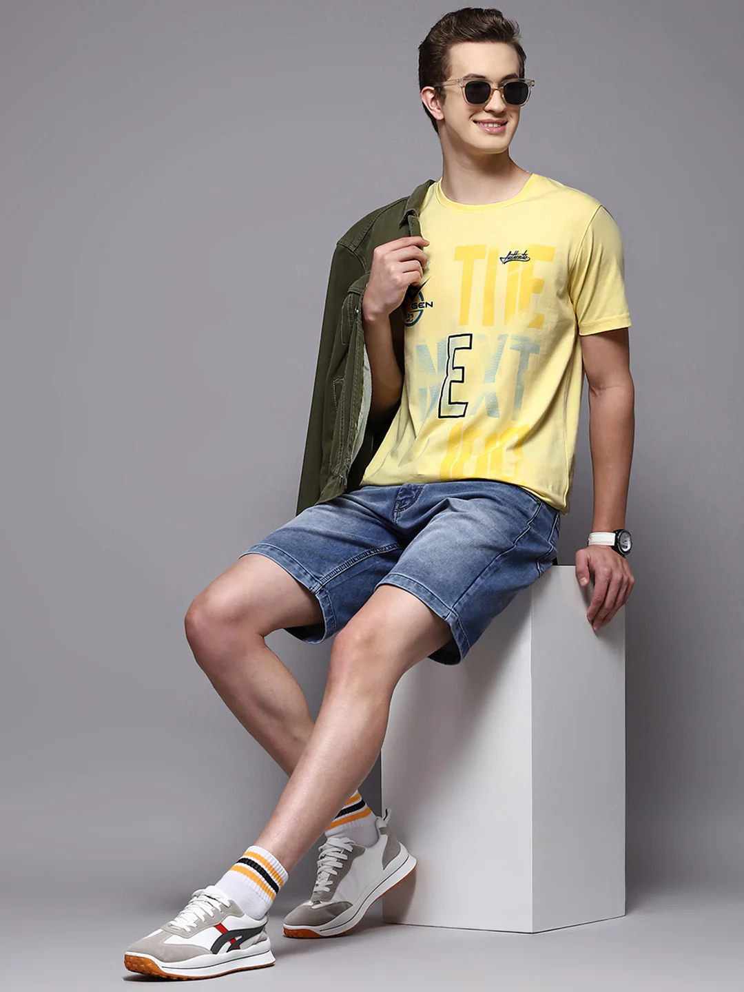 Men Yellow Printed Round Neck Half Sleeve T-Shirts - Image 2