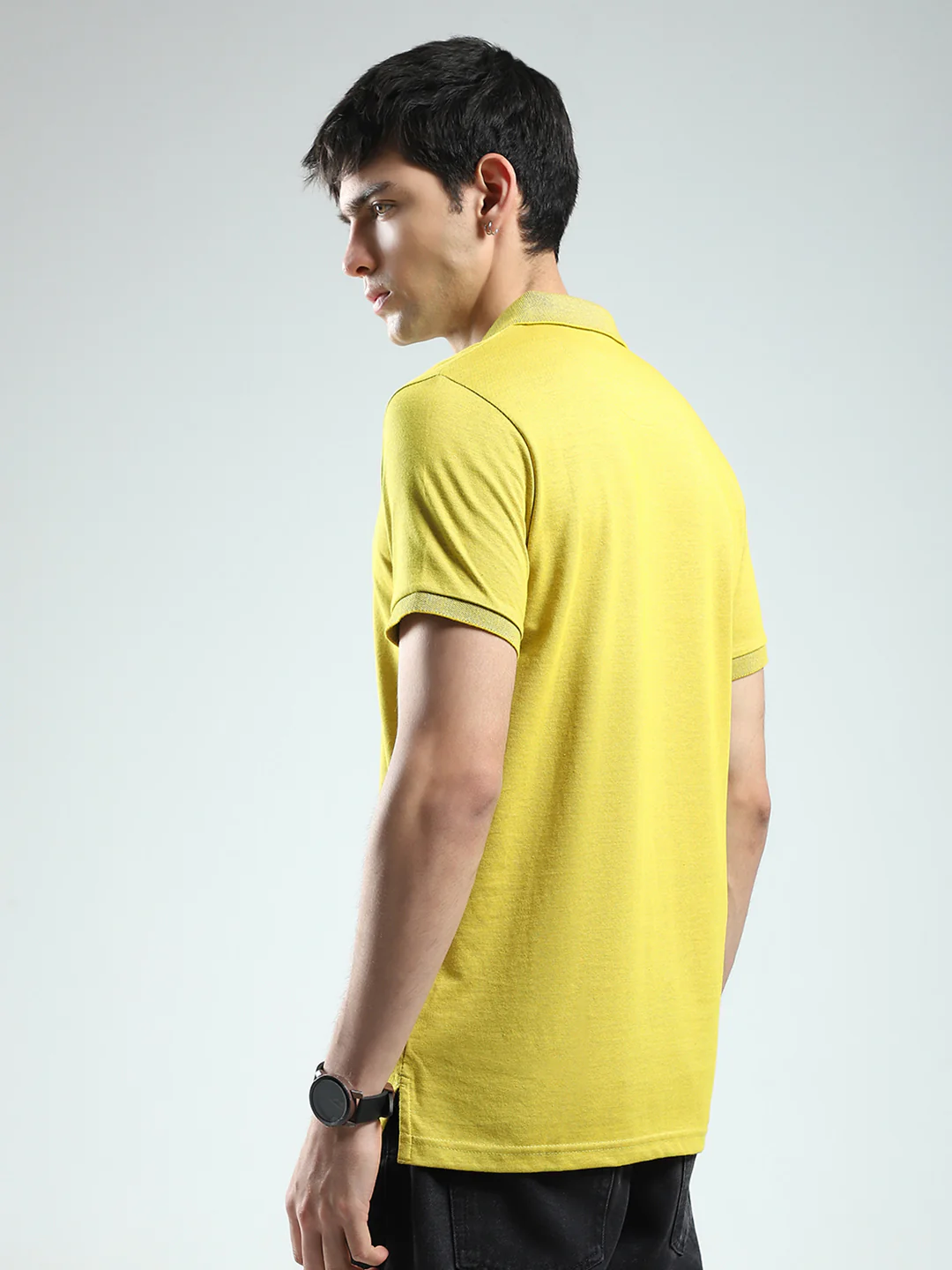 Men Yellow Solid Collar Half Sleeve T-Shirt - Image 5