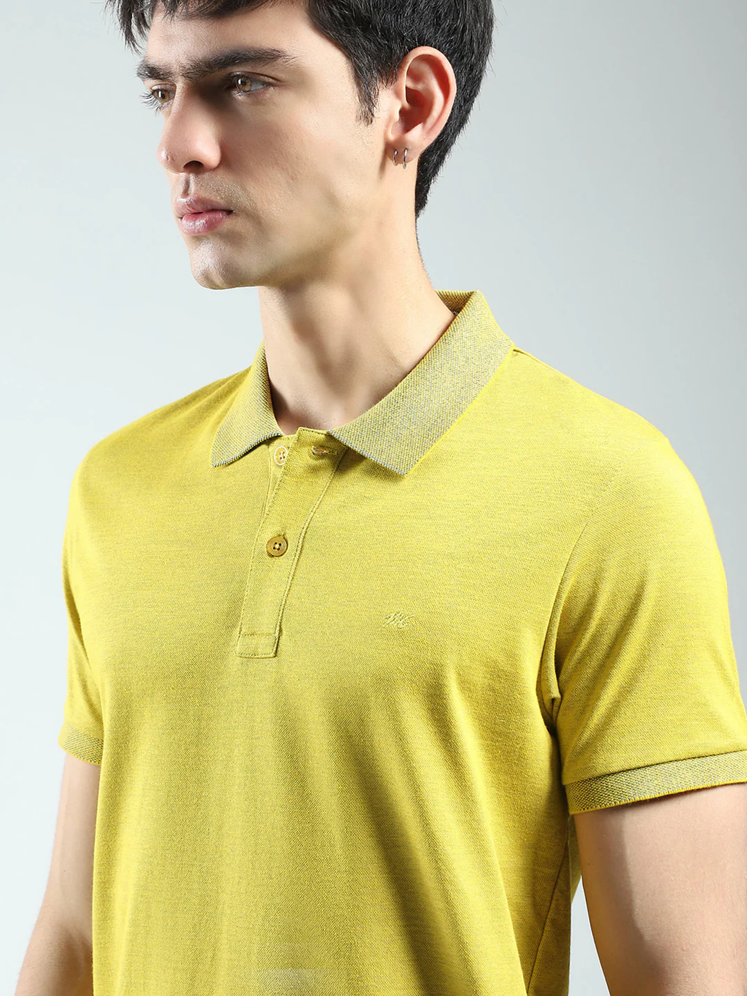 Men Yellow Solid Collar Half Sleeve T-Shirt - Image 6